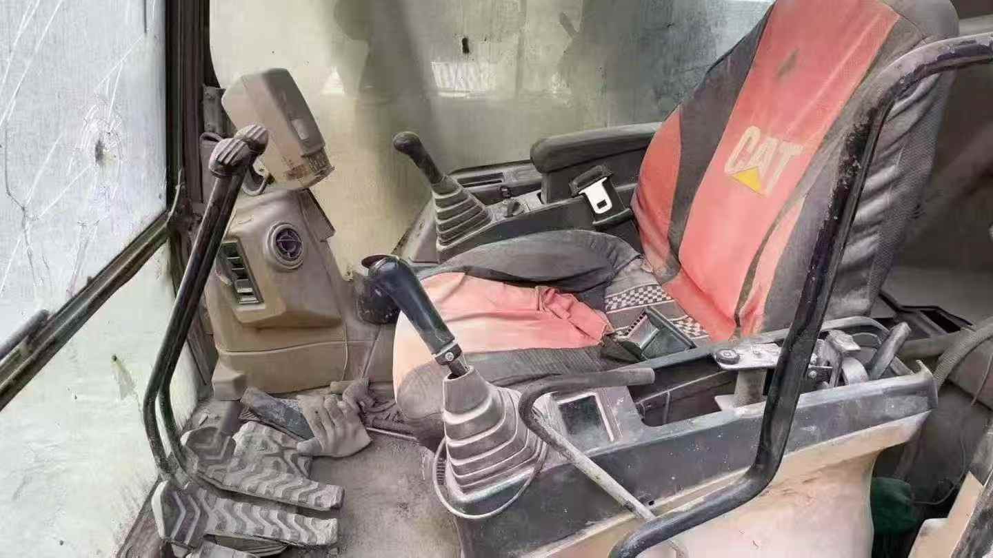 Used Caterpillar 320CU Excavator 2016 Model / 2