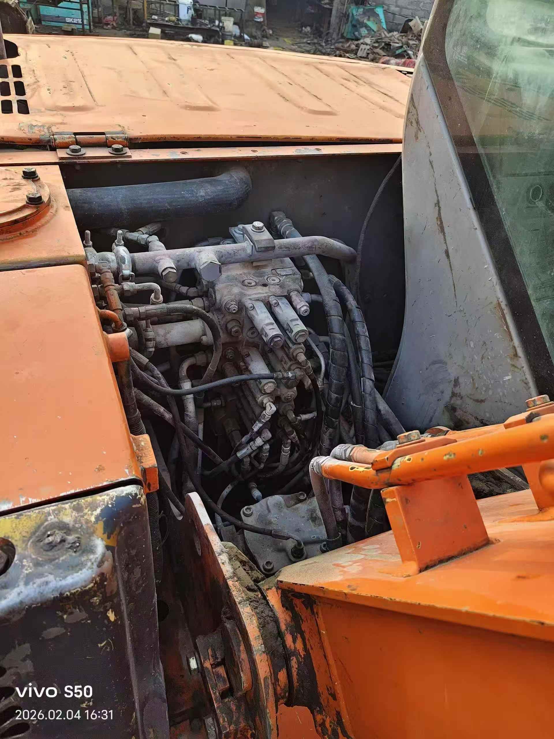 Used Hitachi ZX70 Excavator 2012 Model / 7