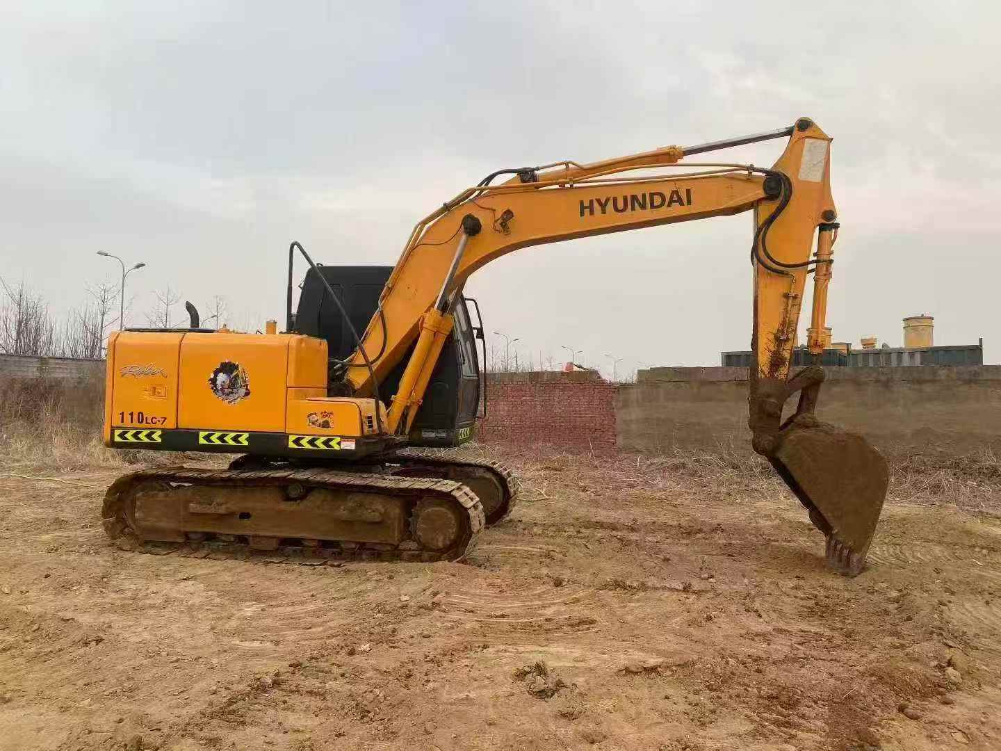Used Hyundai R110-7 Excavator 2016 Model / 6