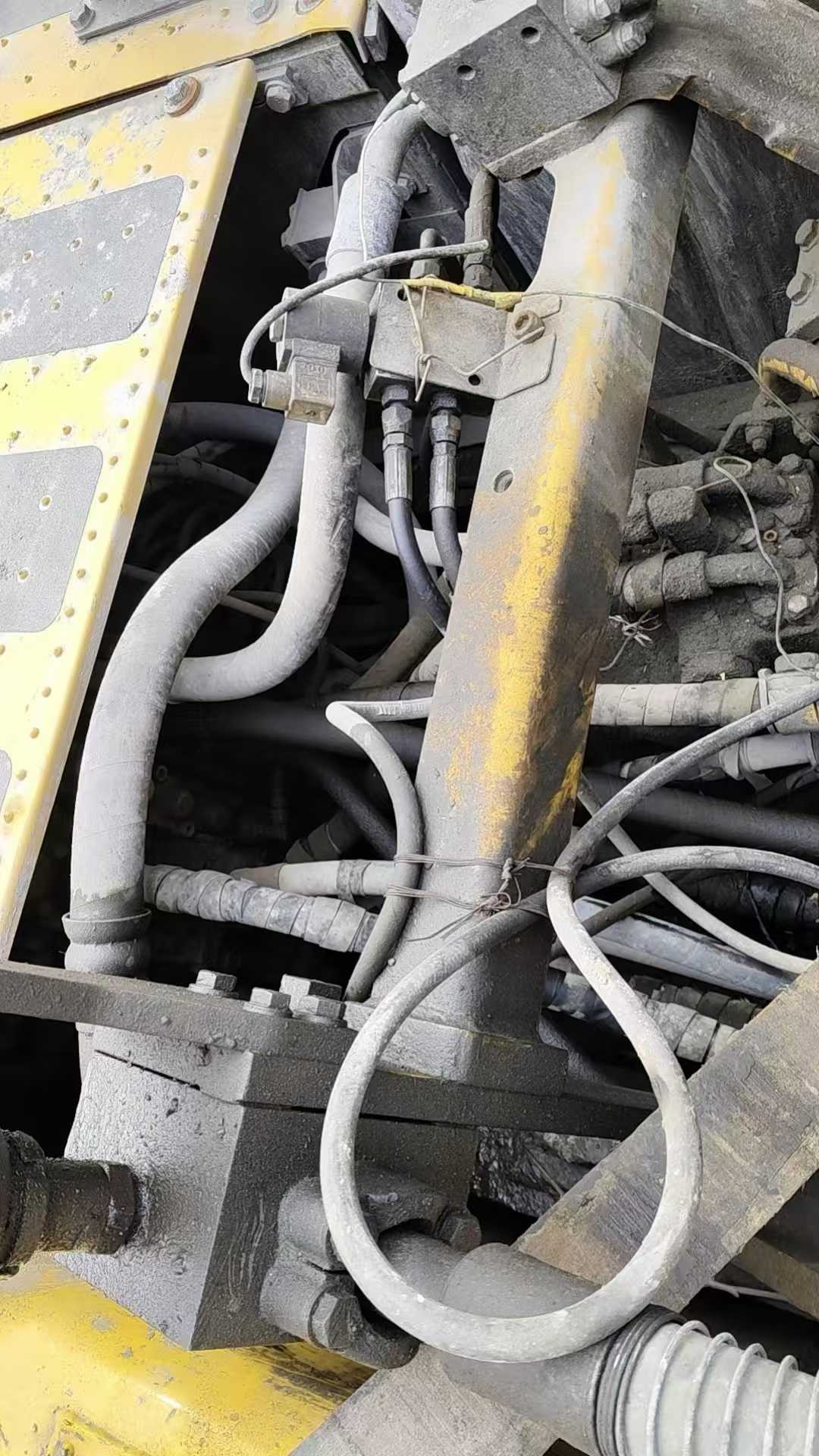 Used Komatsu PC220-8 Excavator 2022 Model / 3