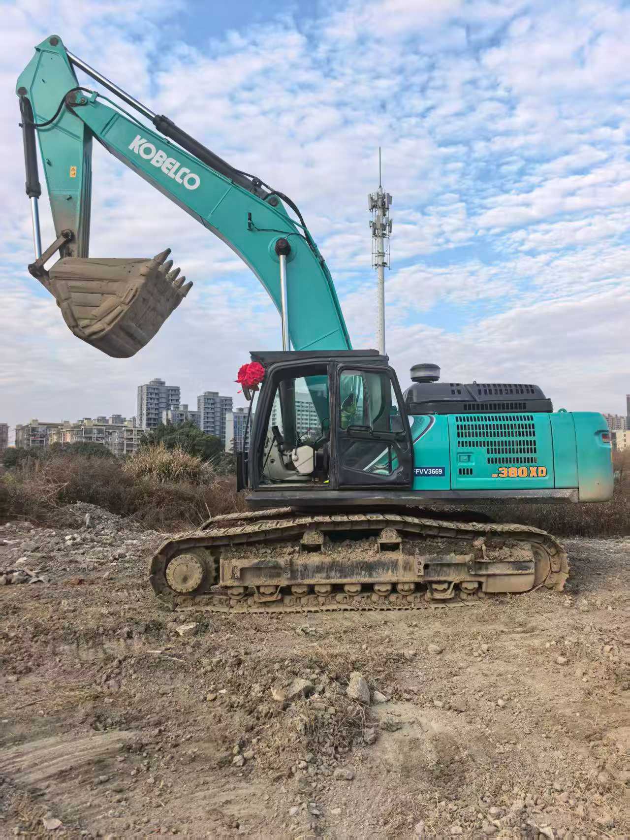 Buy Kobelco SK380D Used Excavator Buy Kobelco SK380D Used Excavator