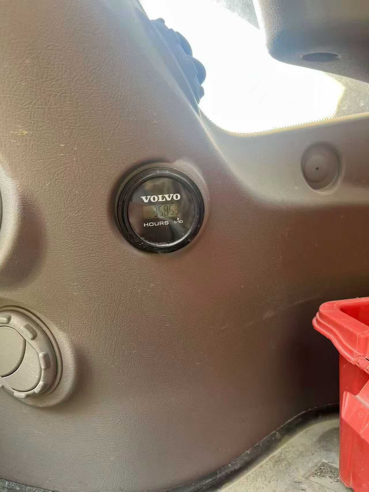 Used Volvo ECR38 Excavator 2016 Model / 6