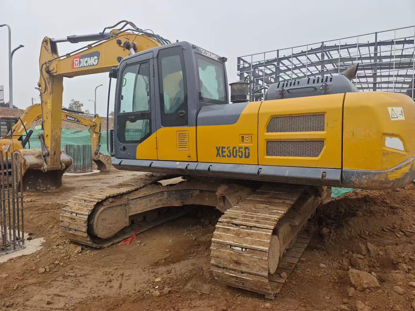 Buy XCMG XE270GK Used Excavator