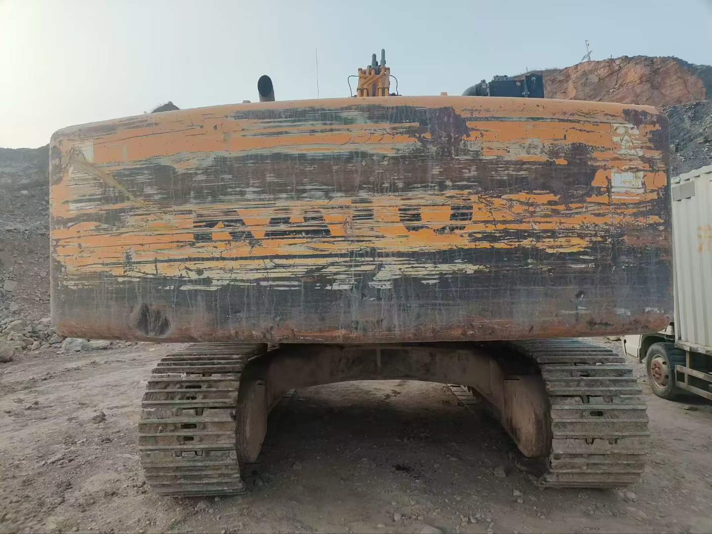 Used Kato HD1638R Excavator 2016 Model / 3