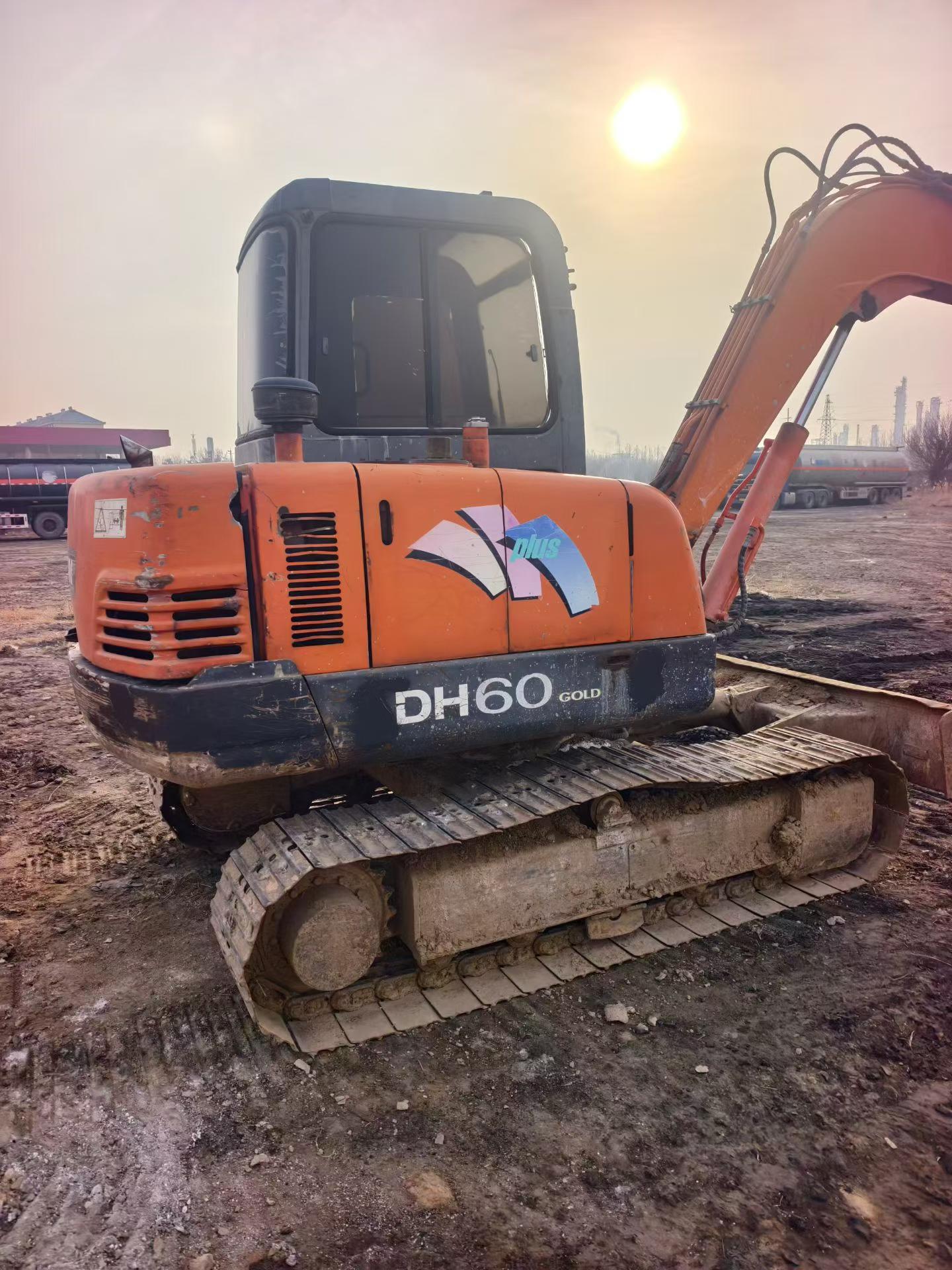 Used Doosan DH55 Excavator 2013 Model / 3