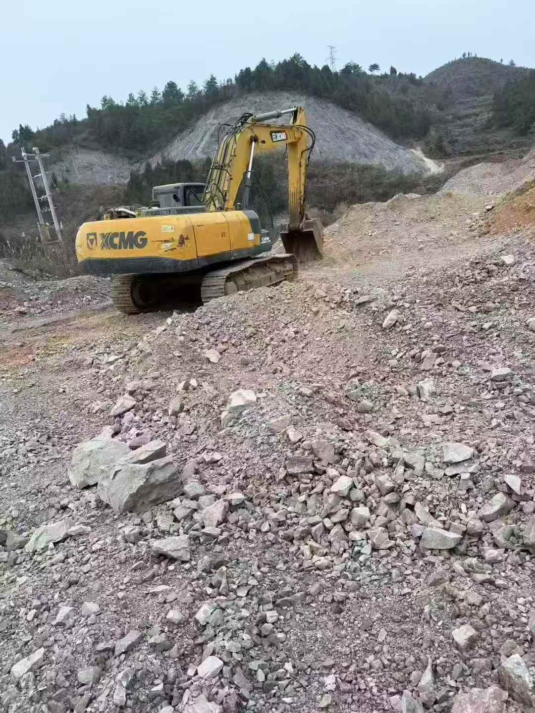 Buy XCMG XE370D Used Excavator