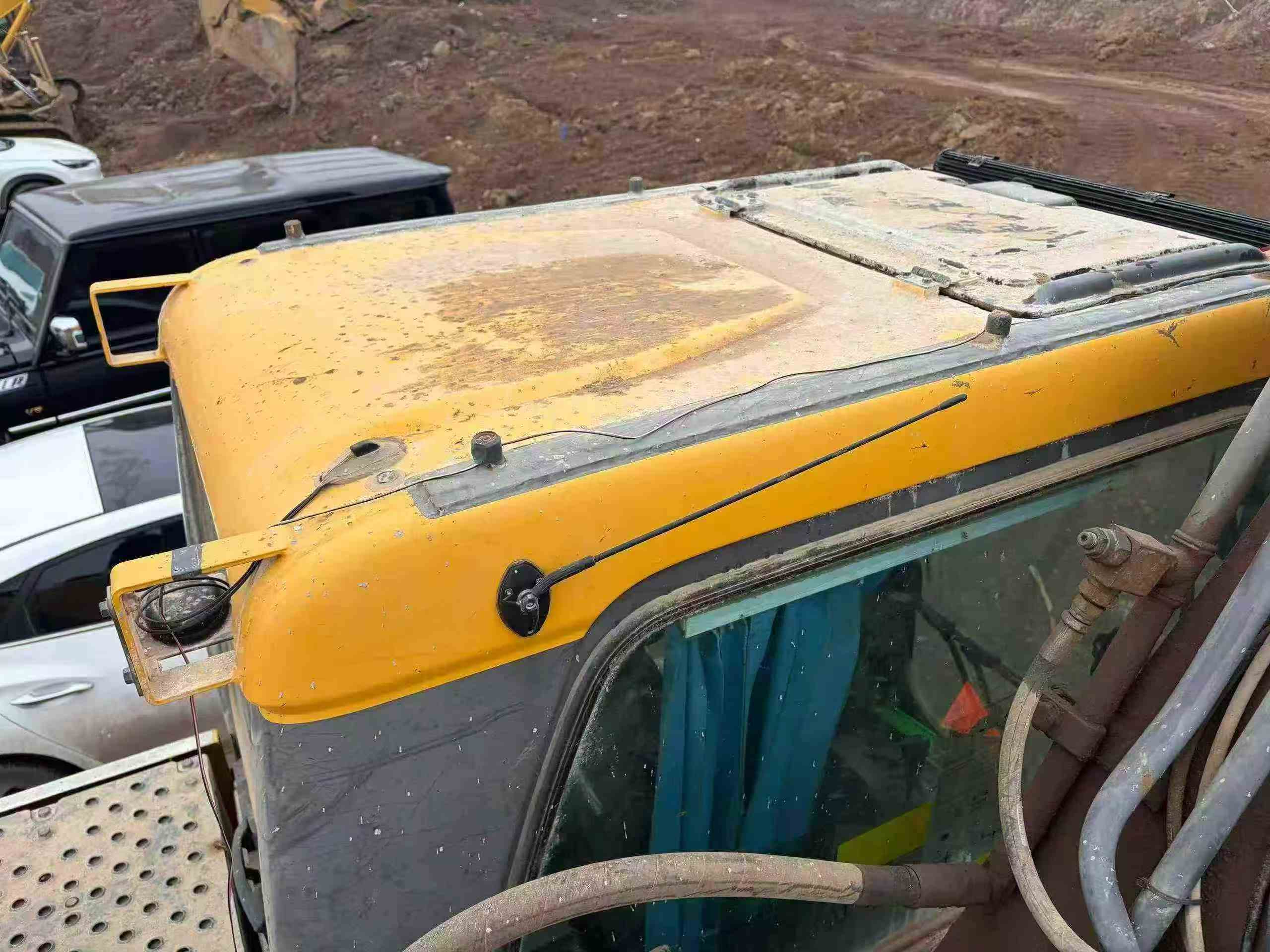 Used Volvo EW210C Excavator 2019 Model / 7