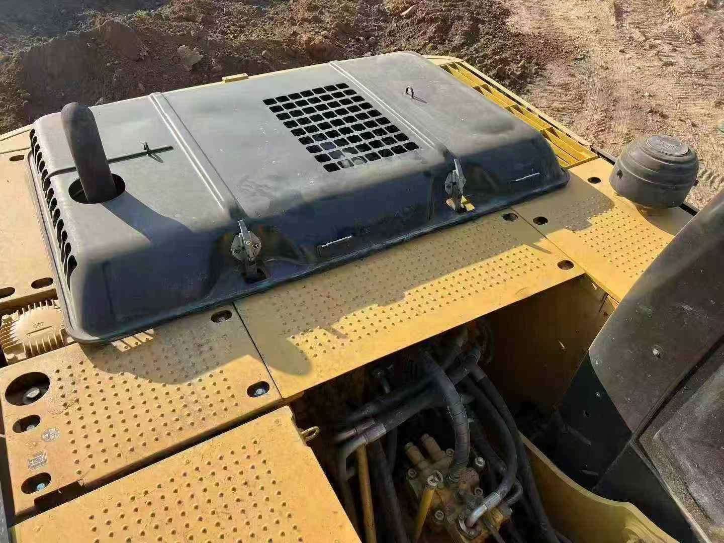 Used Caterpillar 320D Excavator 2016 Model / 9