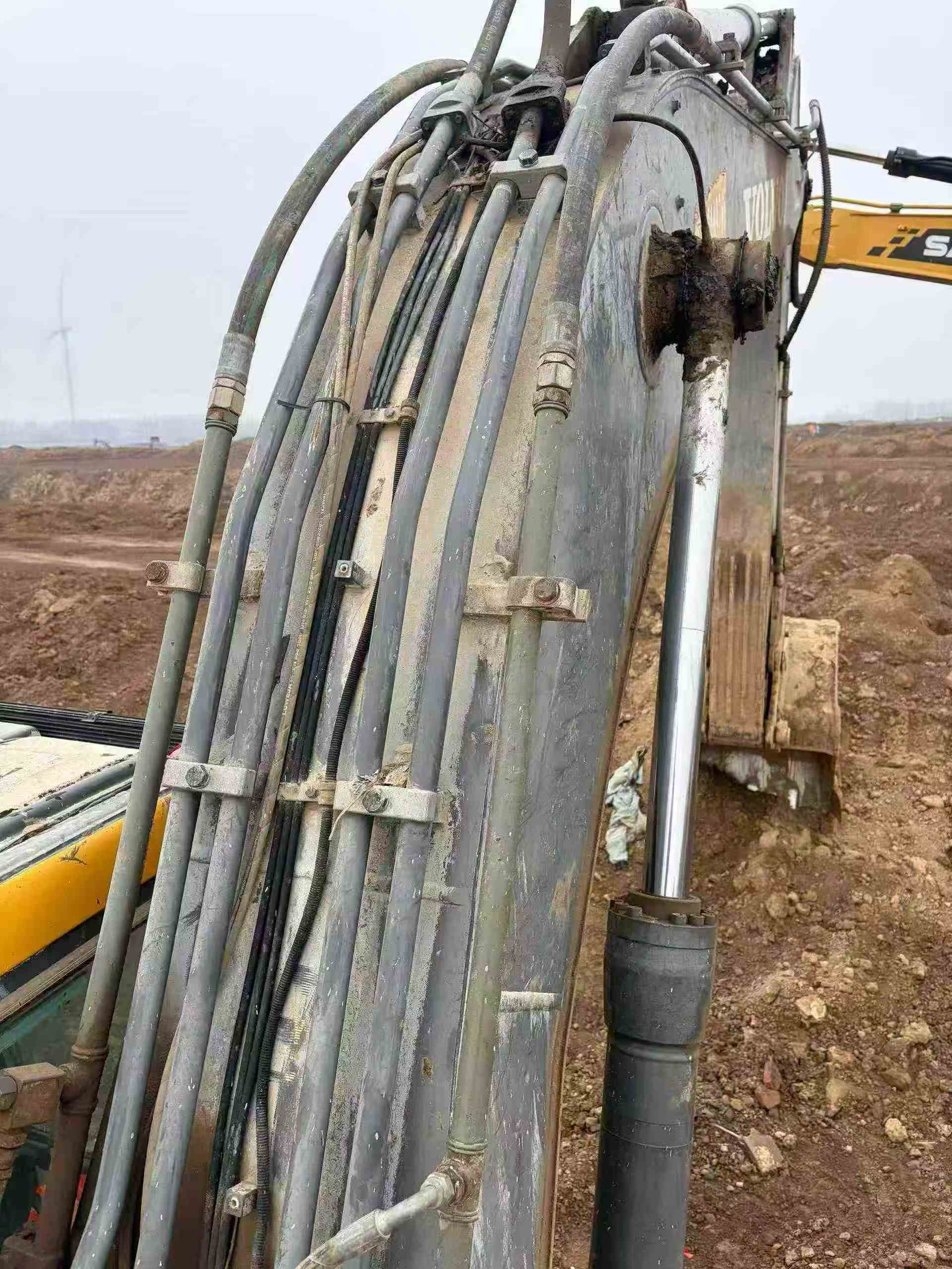 Used Volvo EW210C Excavator 2019 Model / 8