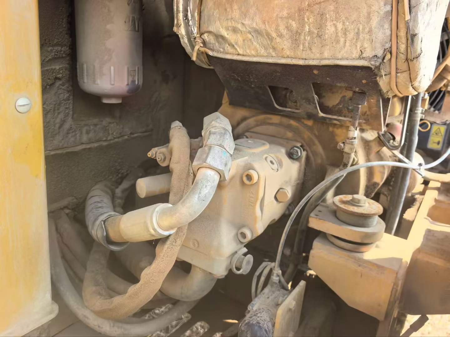 Used Caterpillar 305ECR Excavator 2017 Model / 4