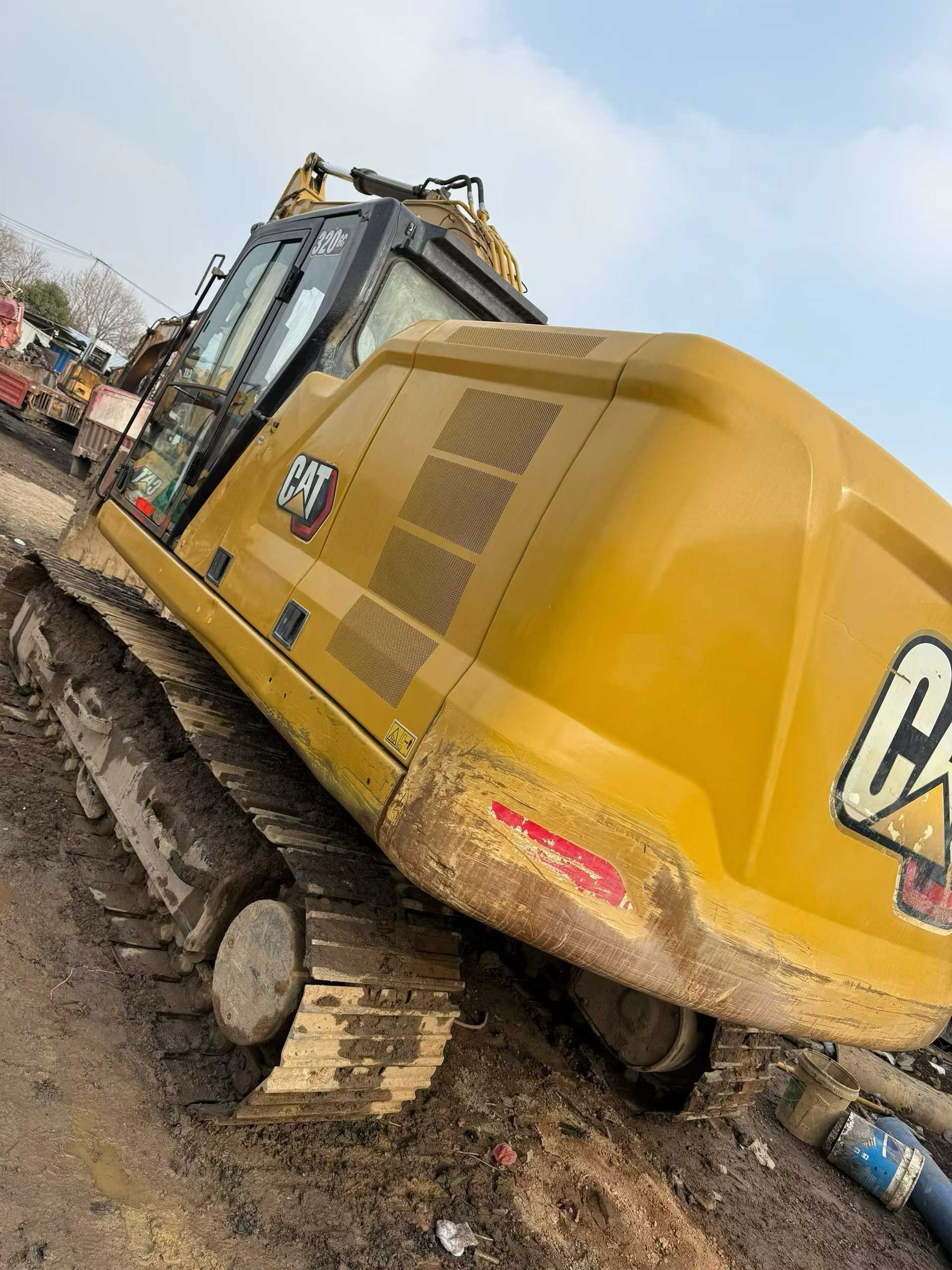 Used Caterpillar 320GC Excavator 2020 Model / 4