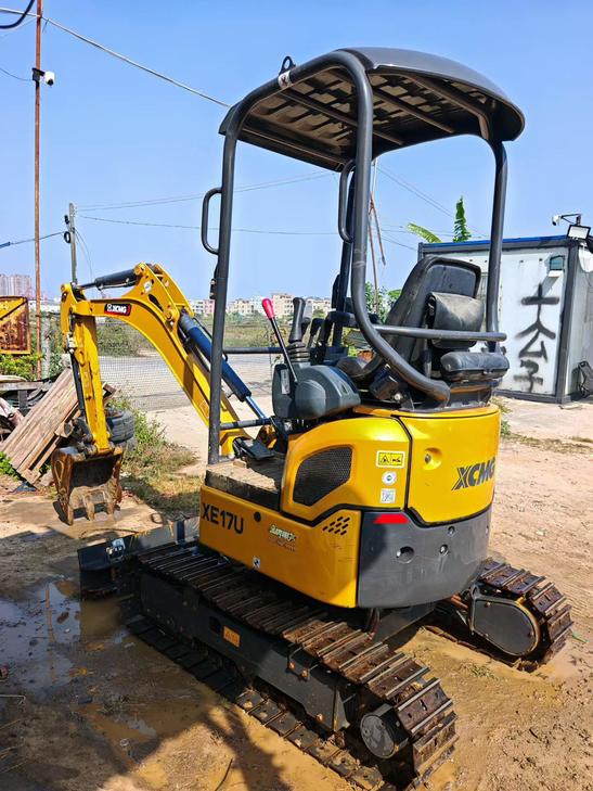 Buy XCMG XE17U Used Excavator / 1