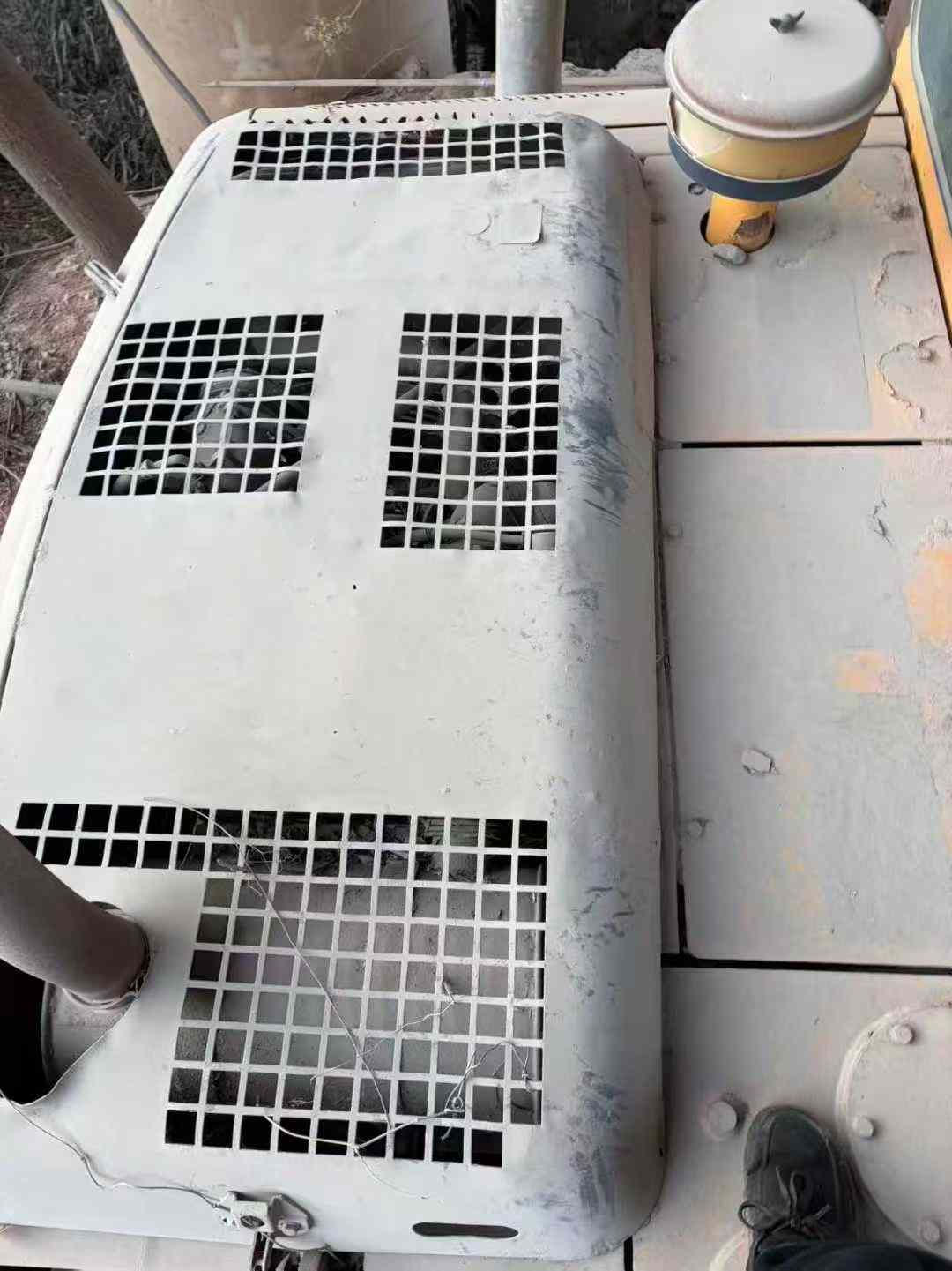 Used Hyundai R130-5 Excavator 2016 Model / 9