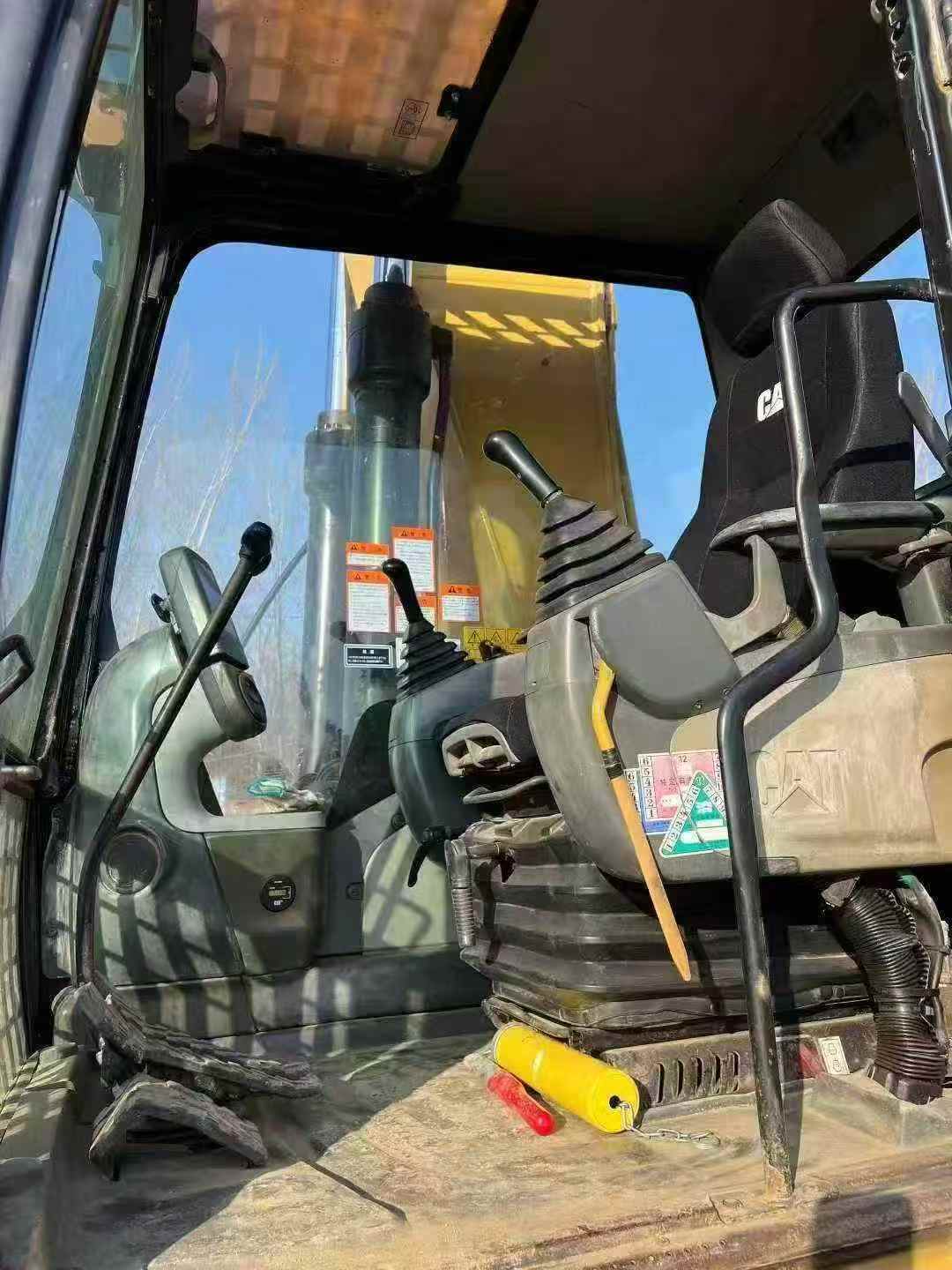 Used Caterpillar 320D Excavator 2016 Model / 7