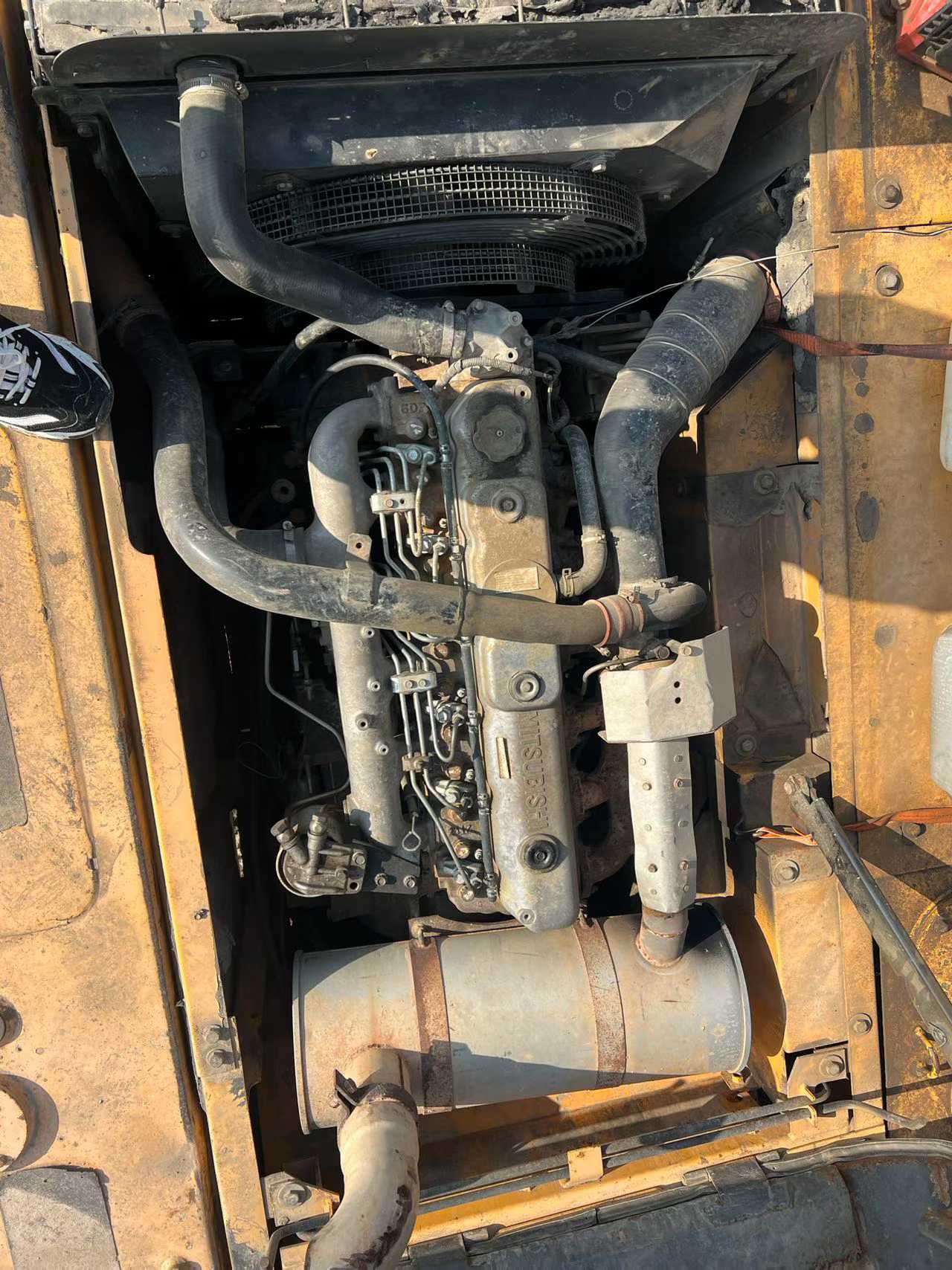 Used Sany SY215C-9 Excavator 2016 Model / 4