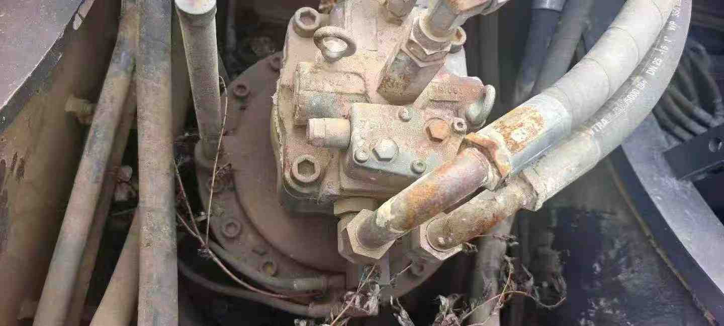 Used Volvo EW50 Excavator 2017 Model / 3