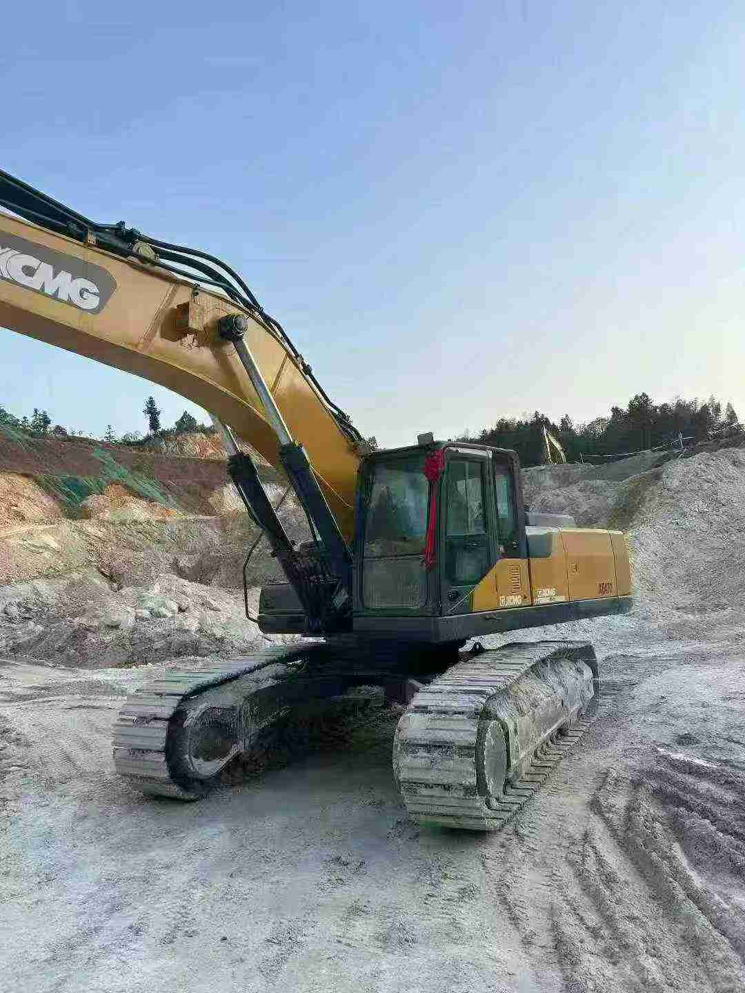 Used XCMG XE470 Excavator 2016 Model / 3