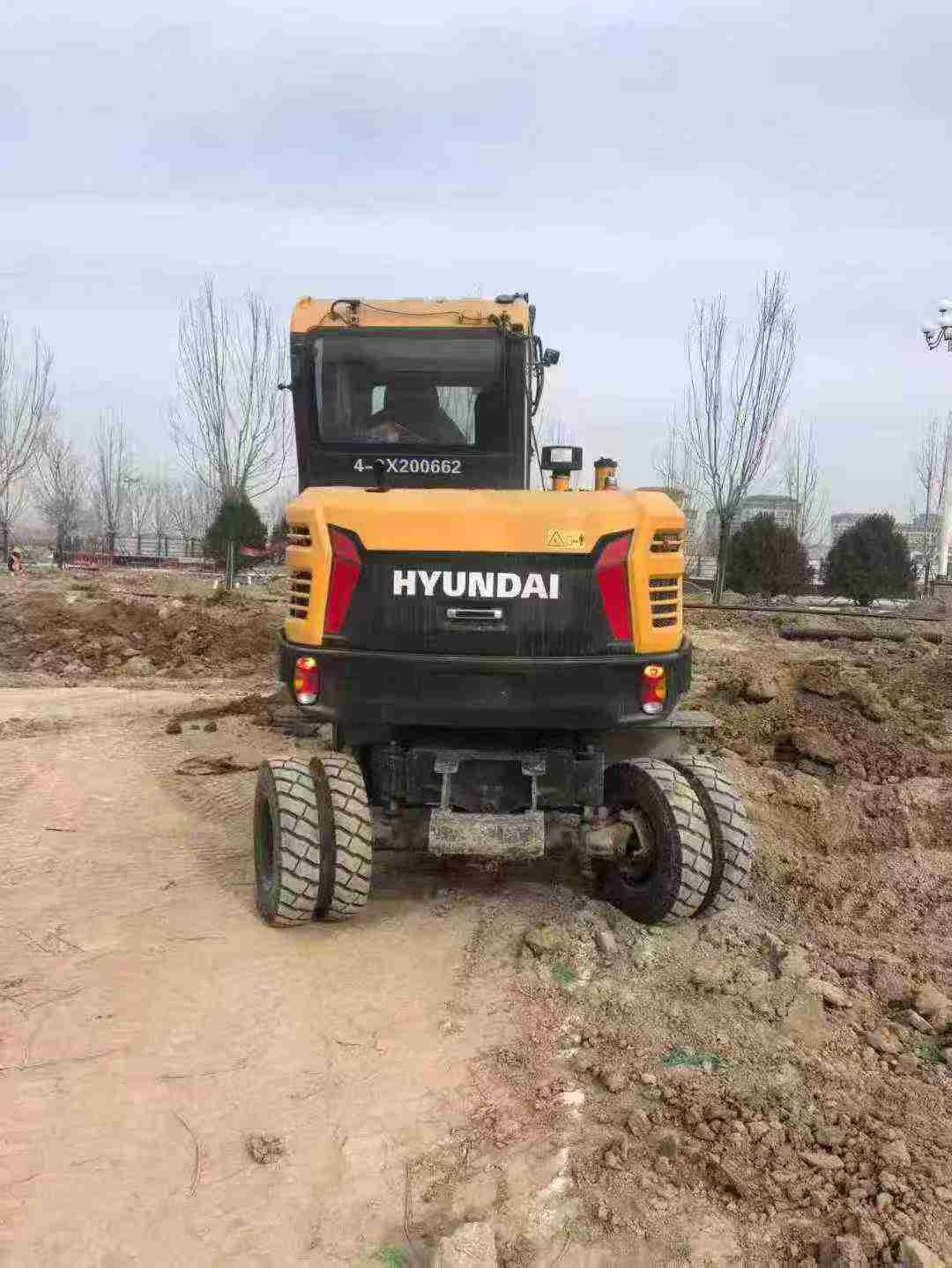 Used Hyundai HX60 Excavator 2016 Model / 3