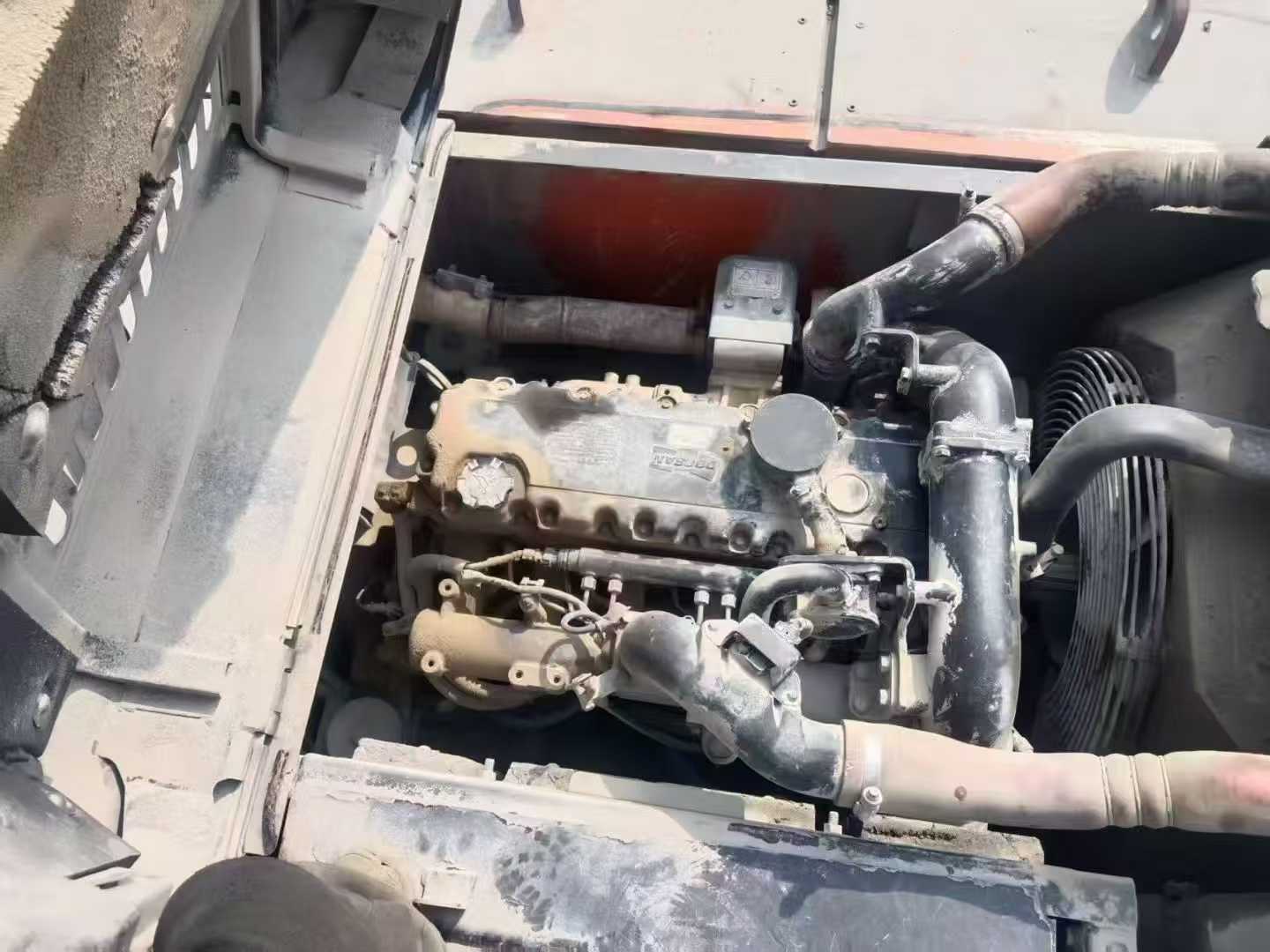 Used Doosan DH220 Excavator 2018 Model / 3