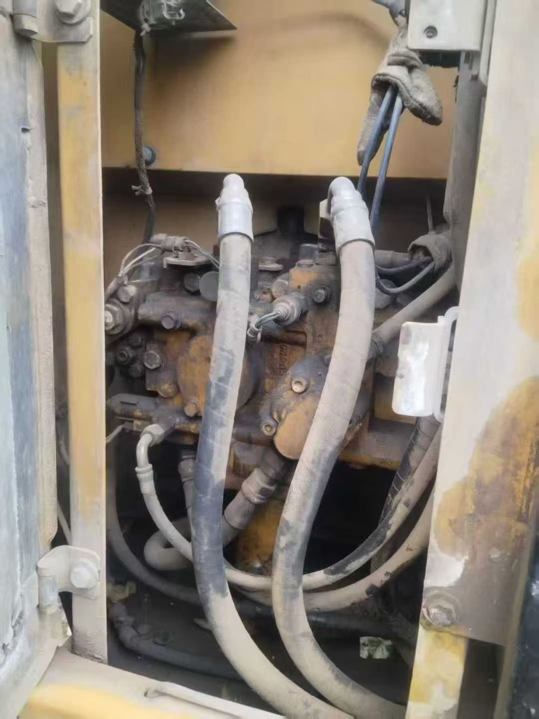 Used Caterpillar 311 Excavator 2016 Model / 5