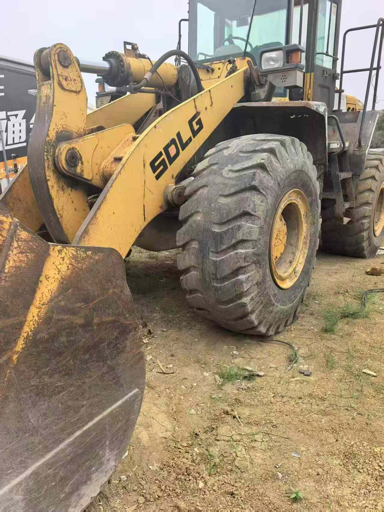 Buy SDLG LG956V Used Loader / 9