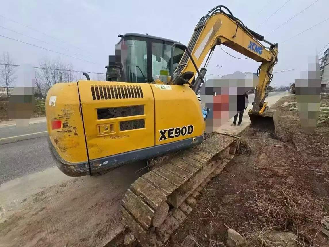 Used XCMG XE75WD Excavator 2018 Model / 3