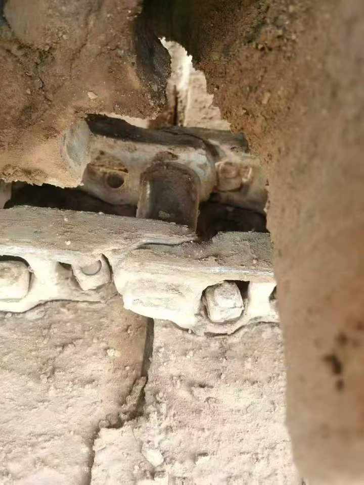 Used Caterpillar 320B Excavator 2016 Model / 8