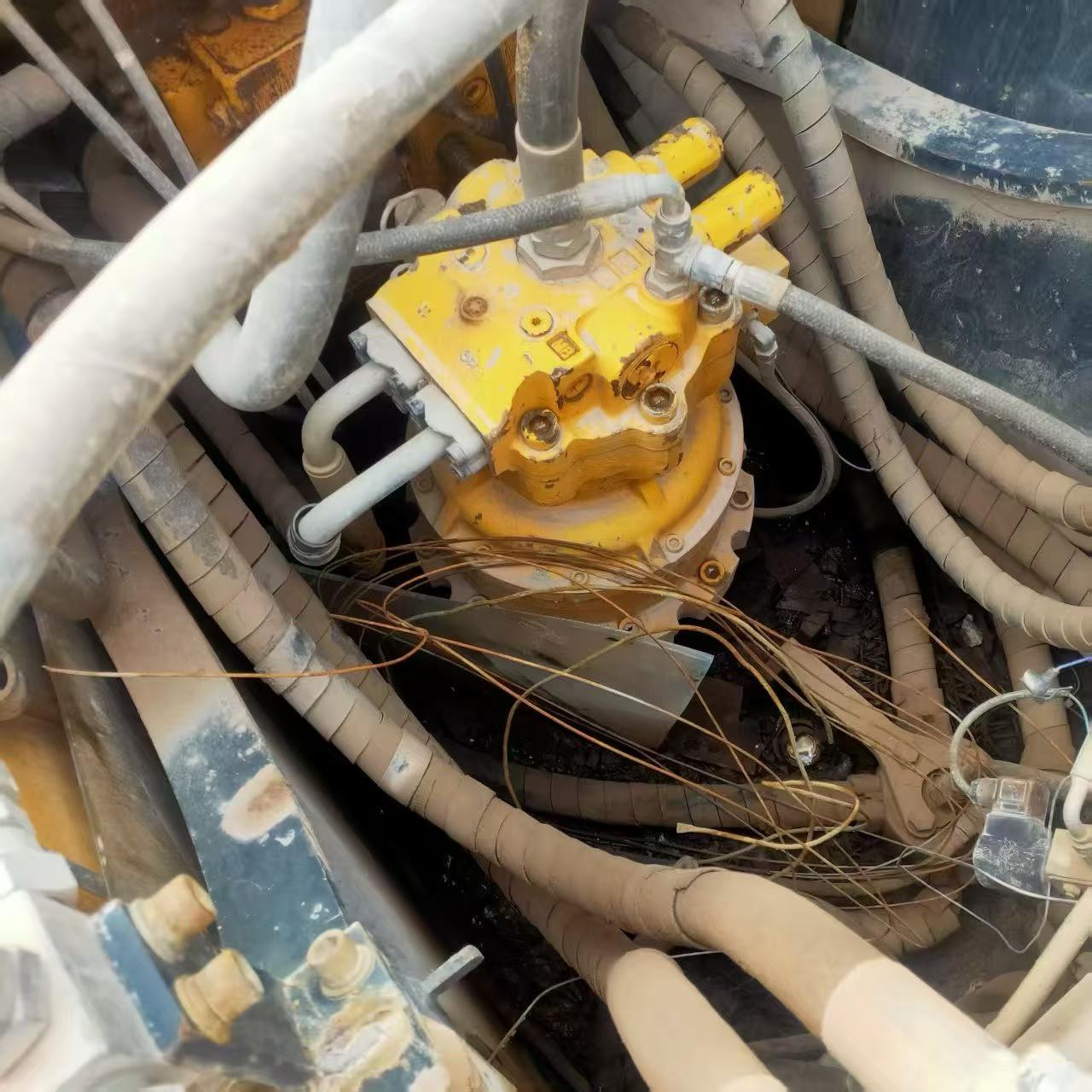 Used Hyundai R225LVS Excavator 2019 Model / 6