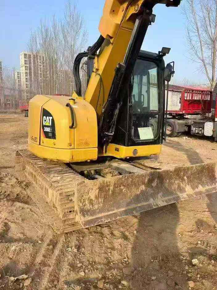 Used Caterpillar CT08 Excavator 2024 Model / 4