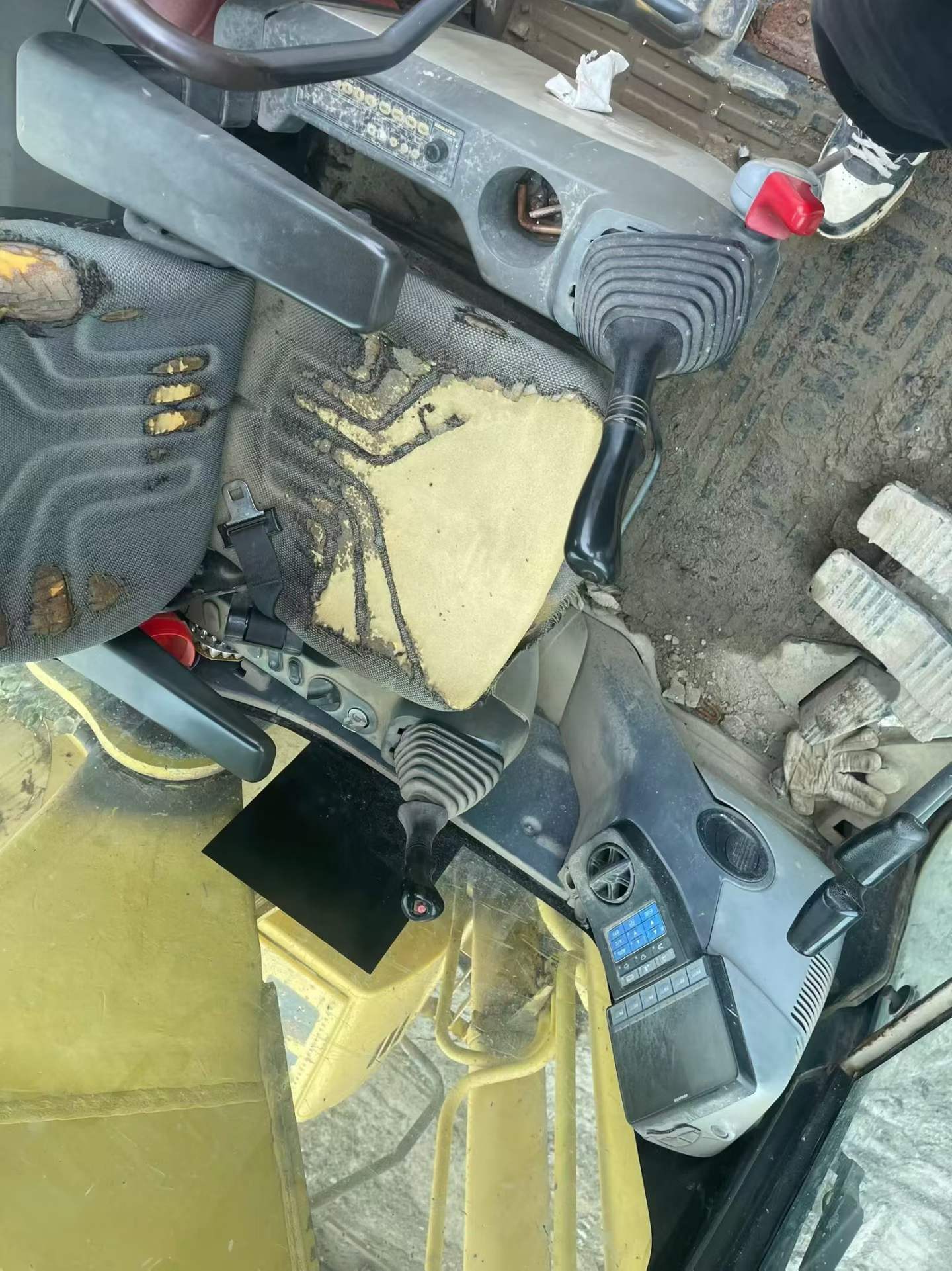 Buy Komatsu PC240-11M0 Used Excavator