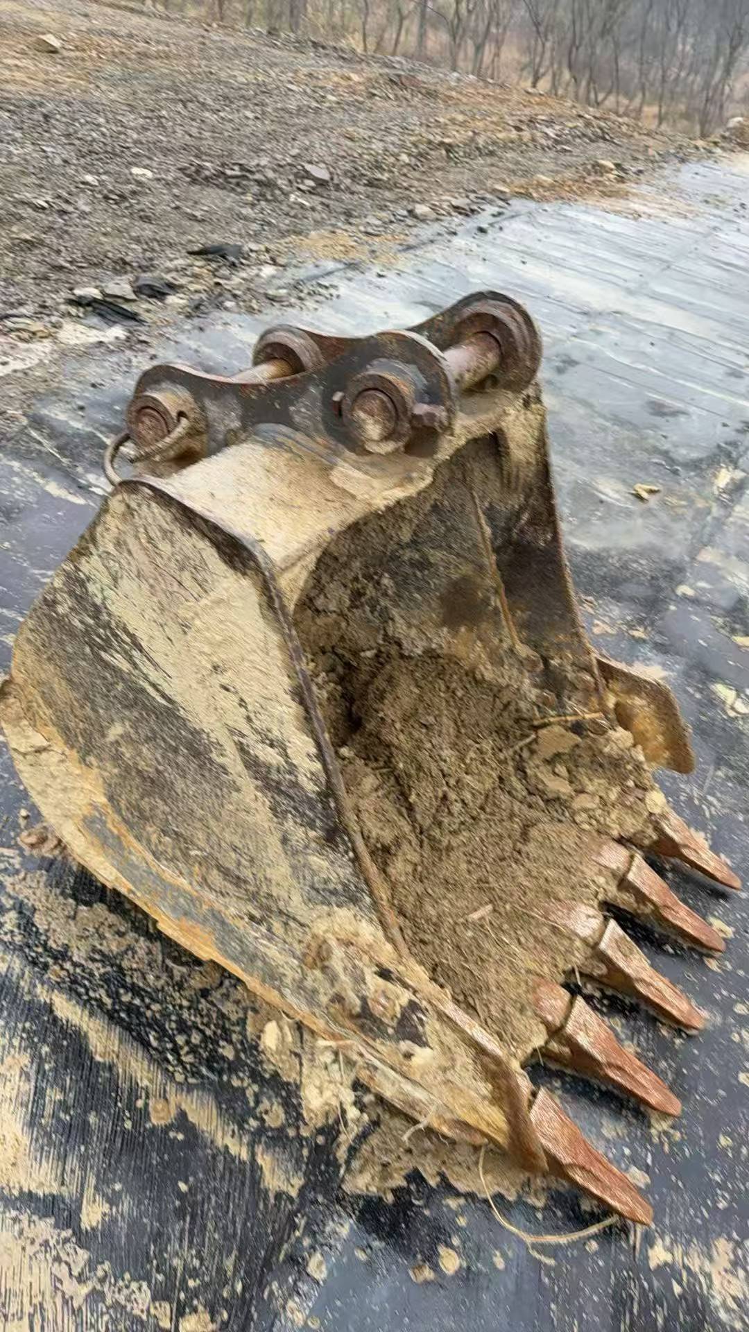 Used XCMG XE370 Excavator 2022 Model / 8