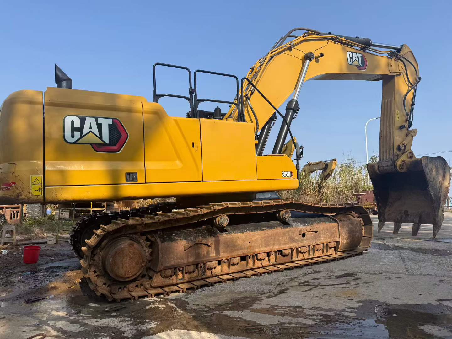 Used Caterpillar 350L Excavator 2022 Model / 5