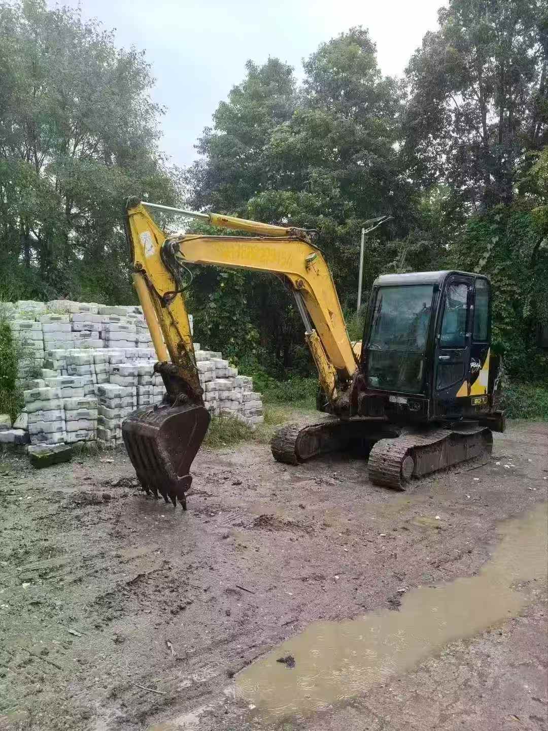 Used Hyundai HX60 Excavator 2014 Model / 2