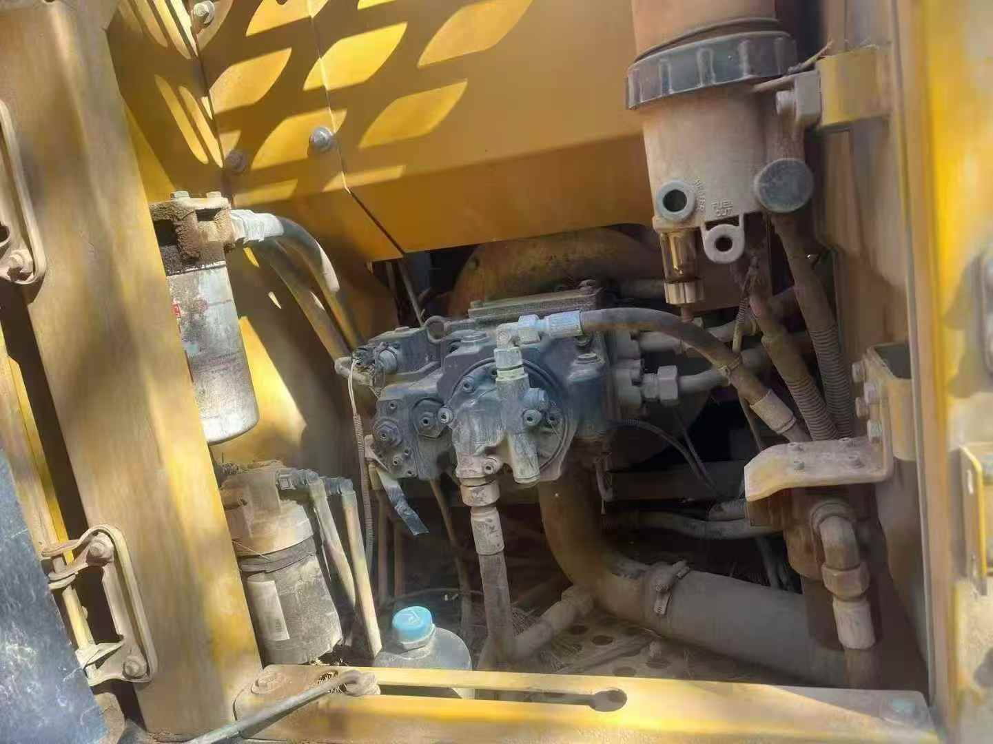 Used XCMG XE18 Excavator 2021 Model / 3