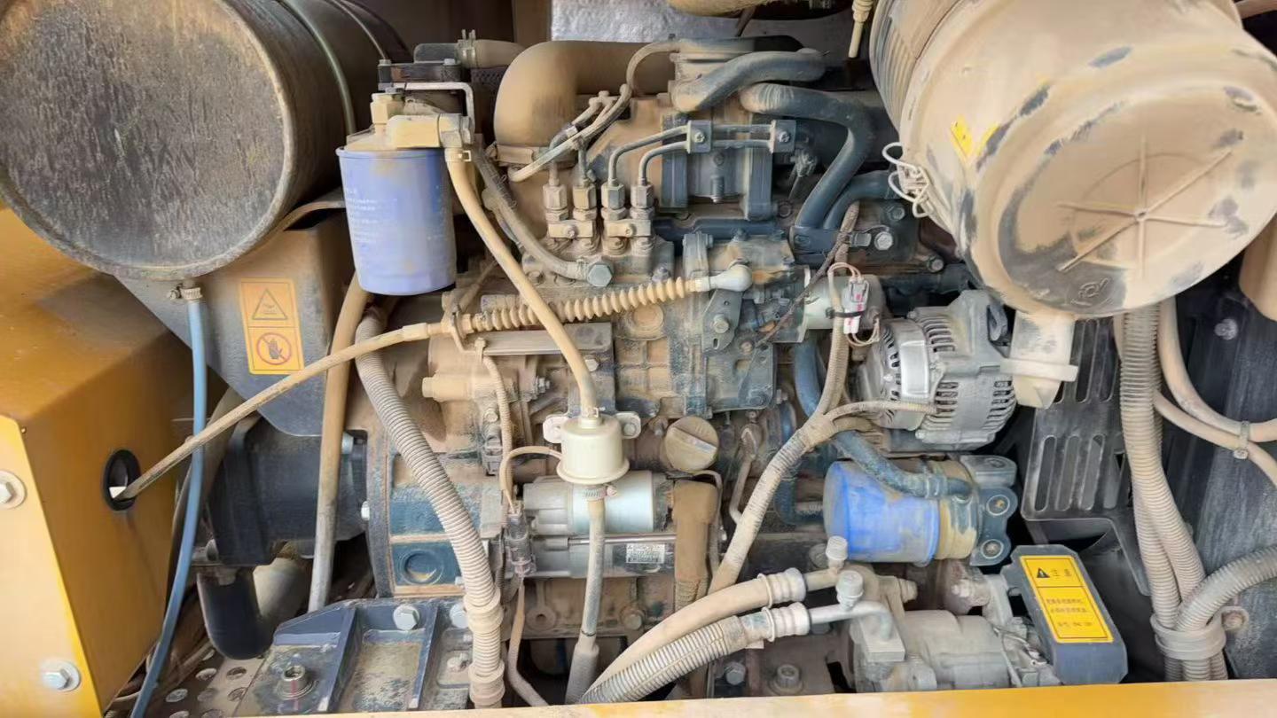 Used XCMG XE370 Excavator 2022 Model / 3