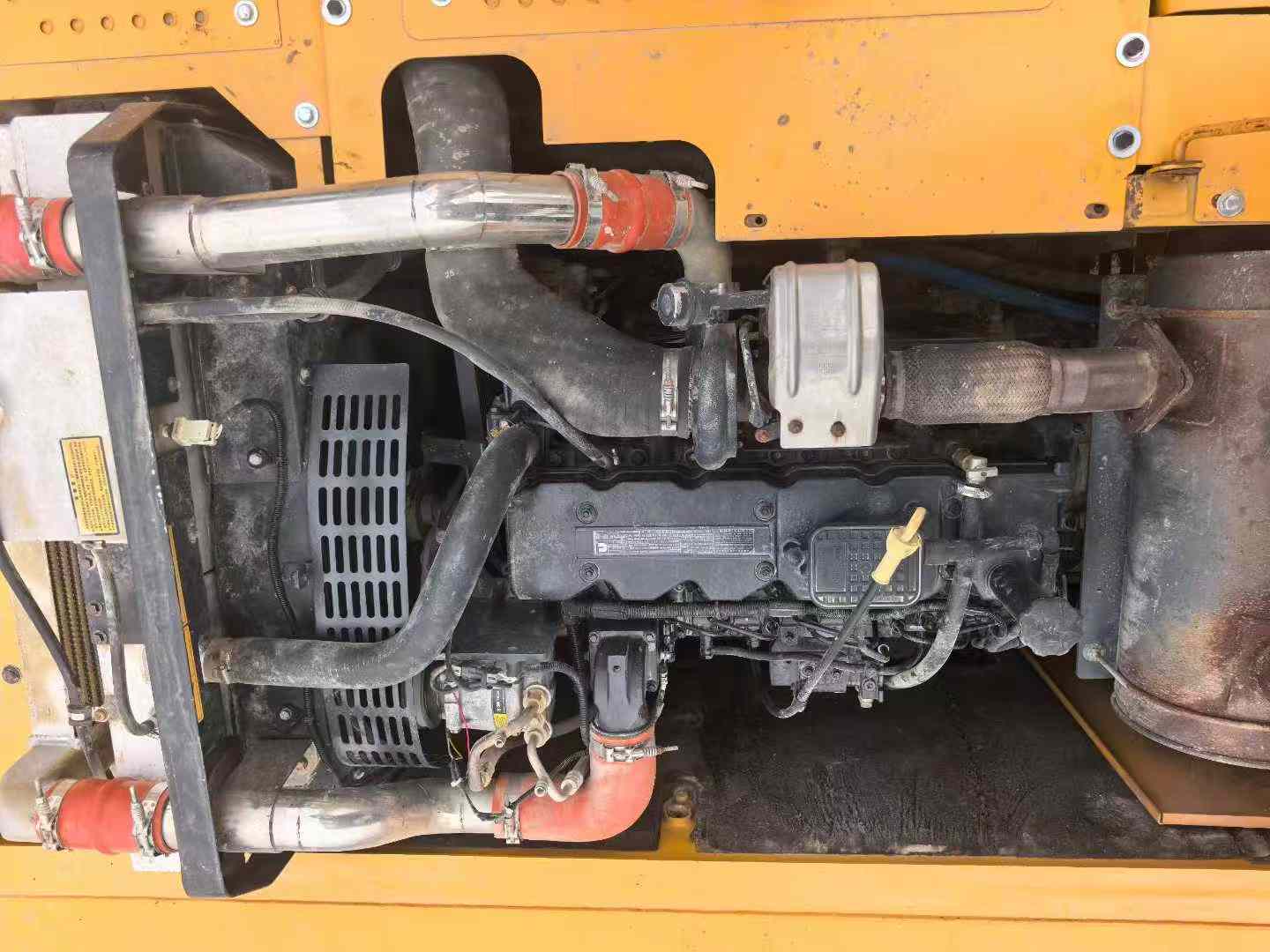 Used XCMG XE245GH Excavator 2021 Model / 3