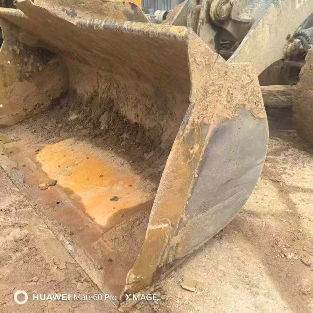 Used XCMG LW500KV Loader 2020 Model / 4