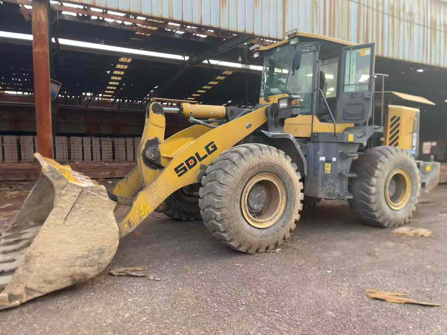 Buy SDLG LG953 Used Loader