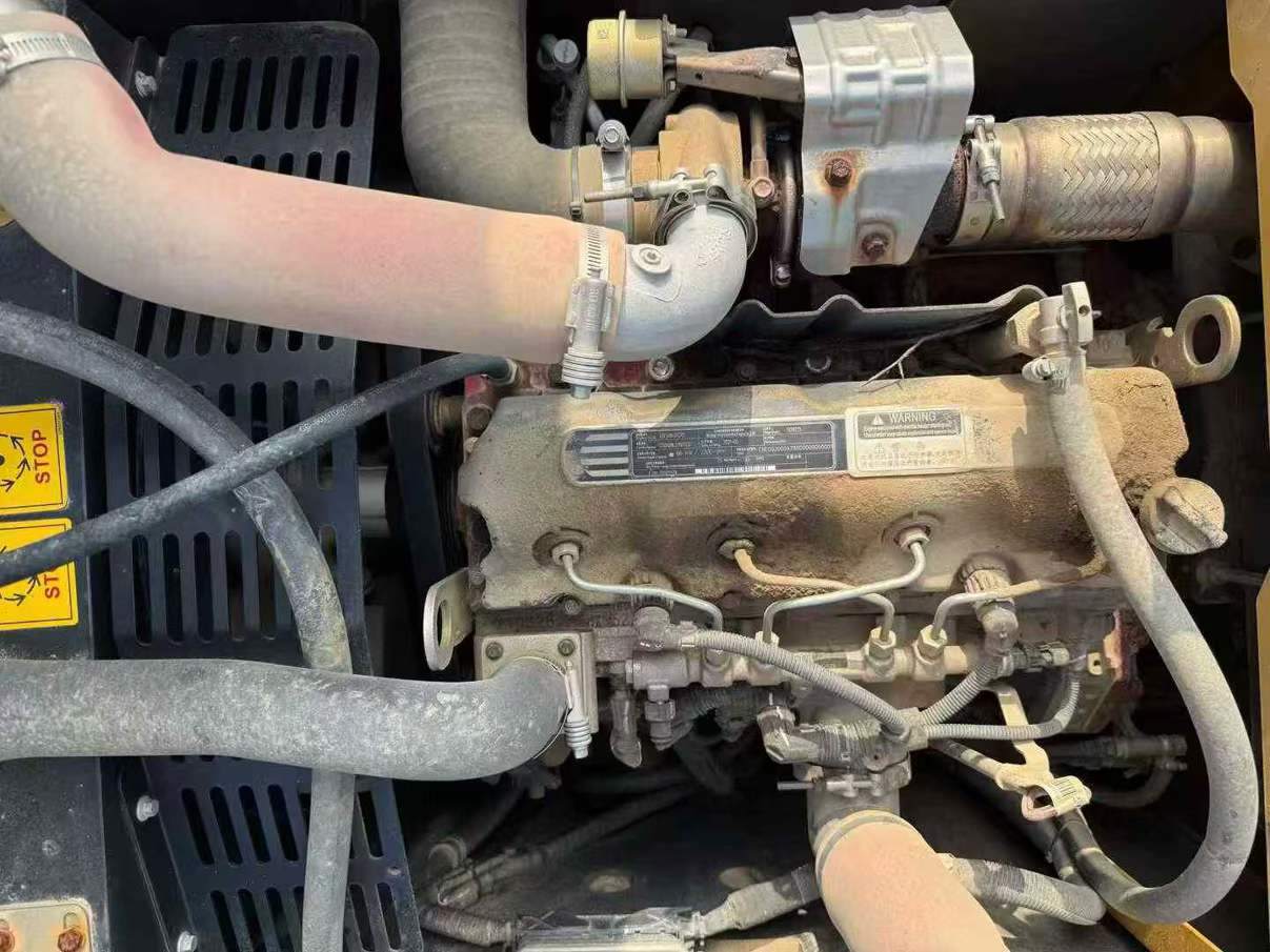 Used XCMG XE135GA Excavator 2021 Model / 4