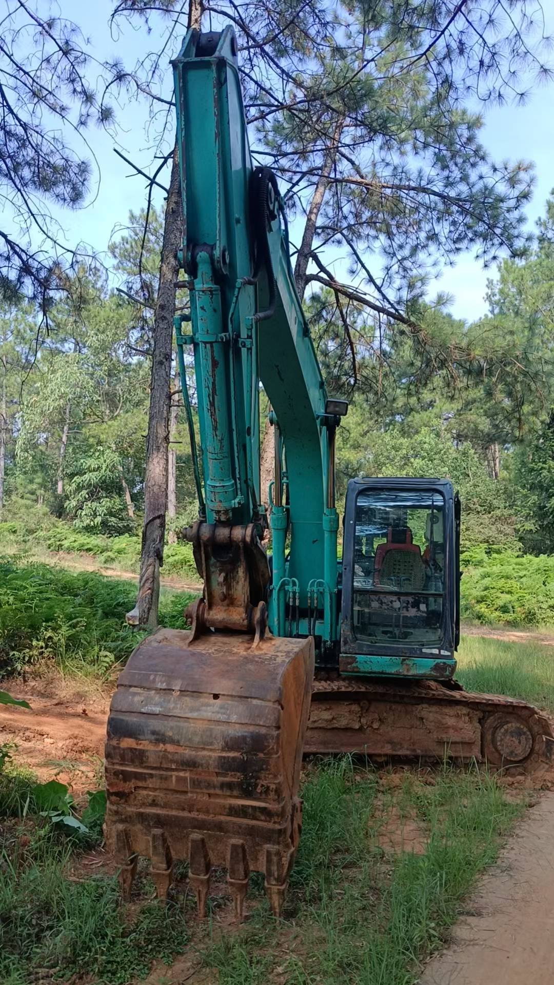 Buy Kobelco SK135 Used Excavator / 5 Used Kobelco SK135 Excavator 2016 Model / 5
