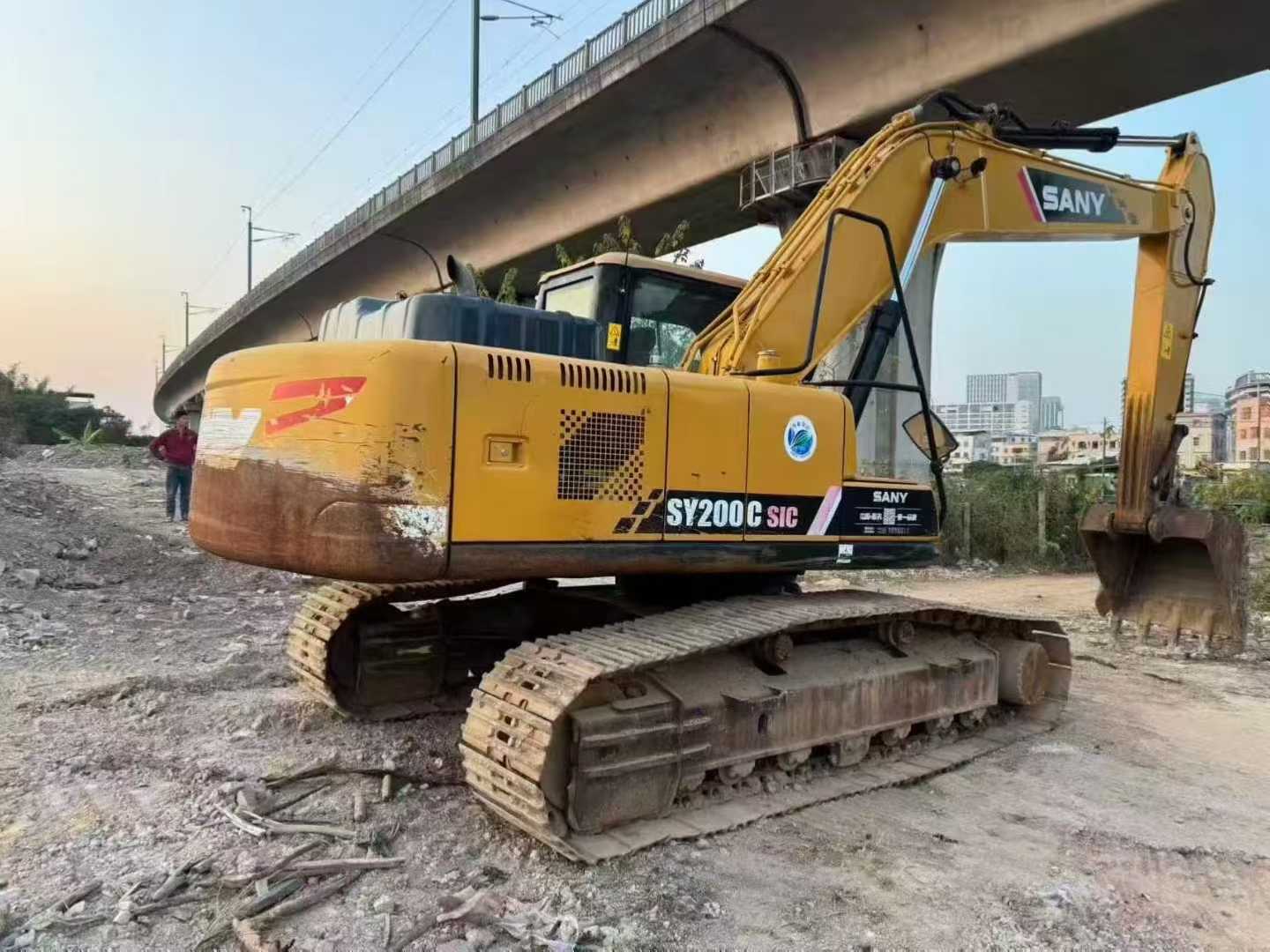 Buy Sany SY200H Used Excavator