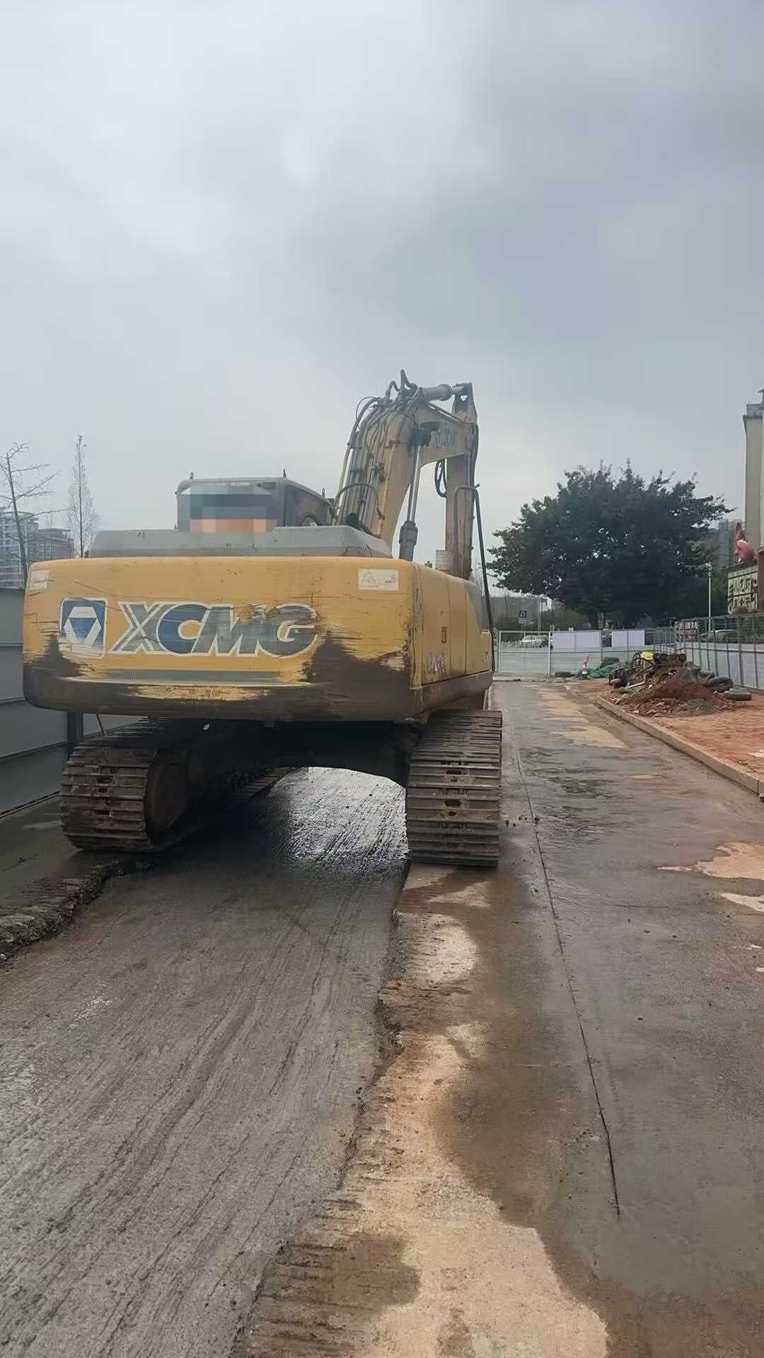 Buy XCMG XE215 Used Excavator