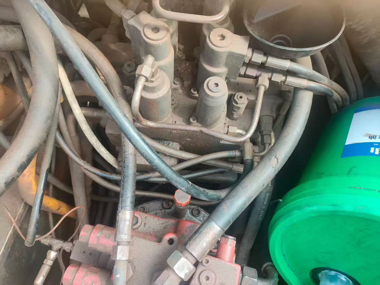 Used XCMG XE215 Excavator 2011 Model / 5