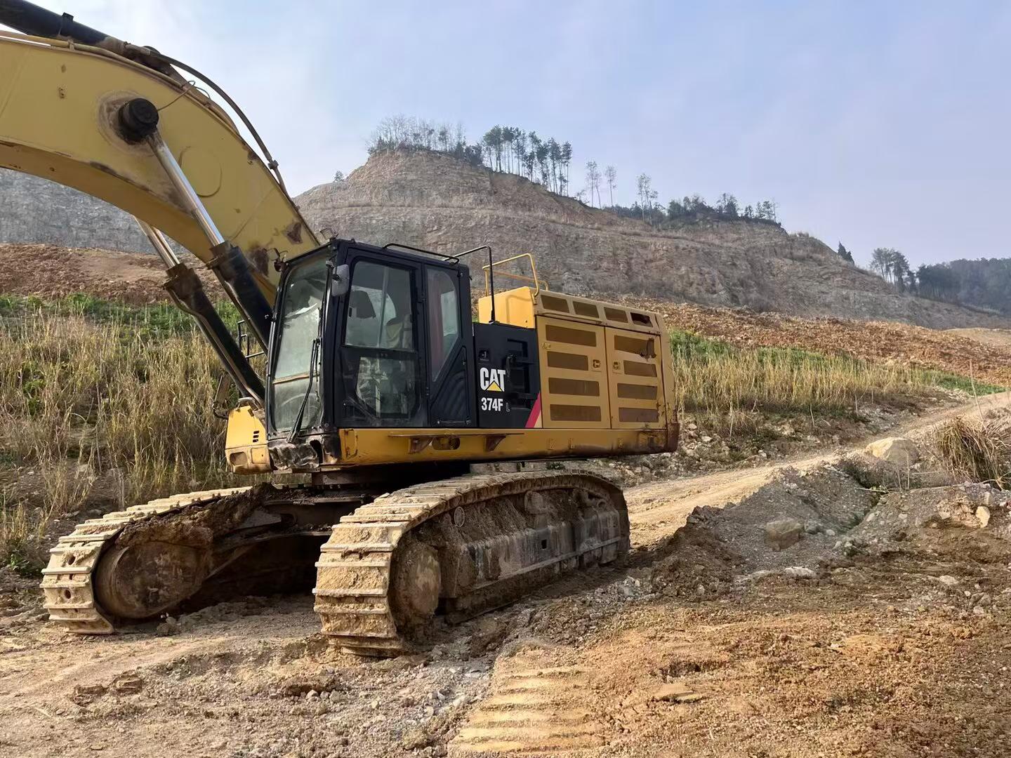 Buy Caterpillar 374F Used Excavator / 3 Used Caterpillar 374F Excavator 2016 Model / 3