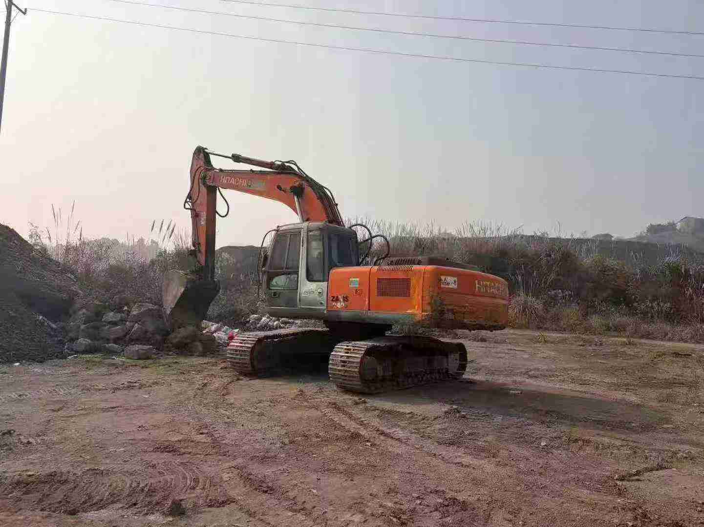 Used Hitachi ZX240-3 Excavator 2016 Model / 3