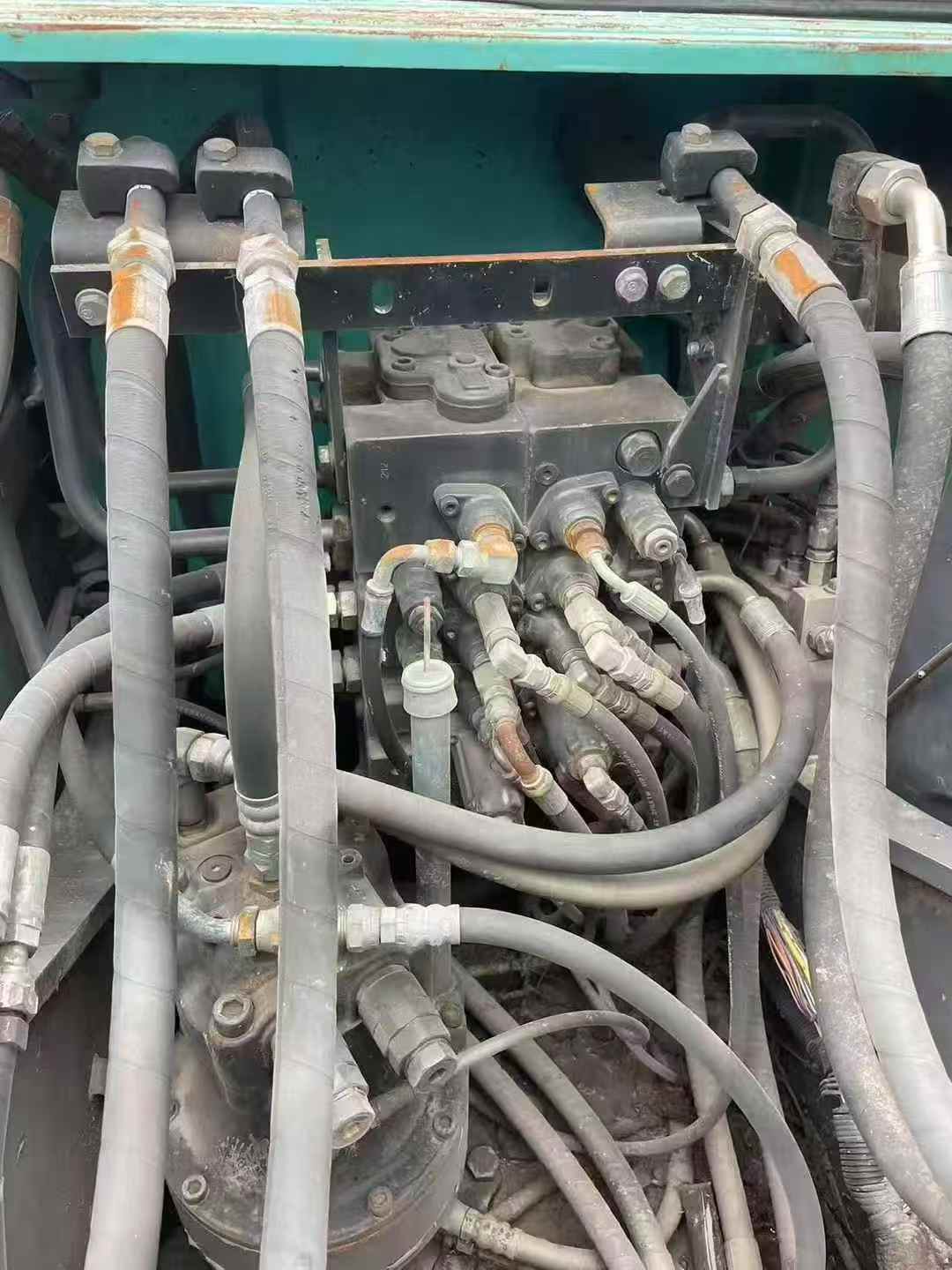 Used Kobelco SK130 Excavator 2015 Model / 5