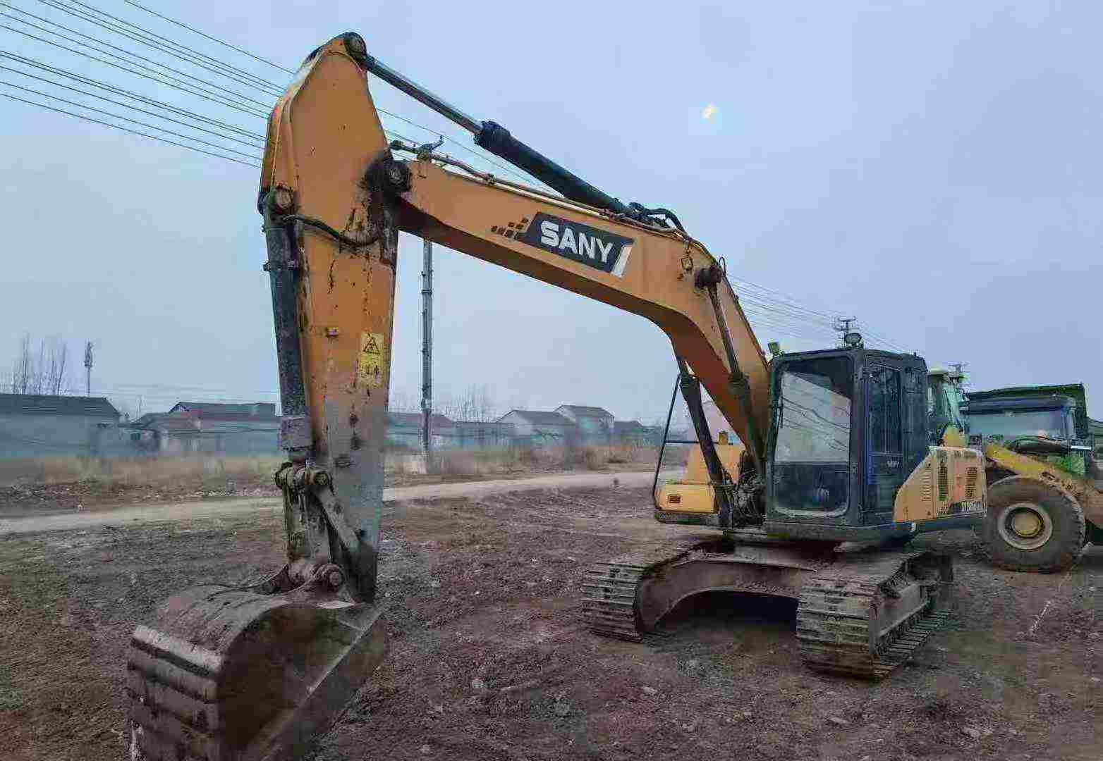 Used Sany SY205H Excavator 2015 Model / 4