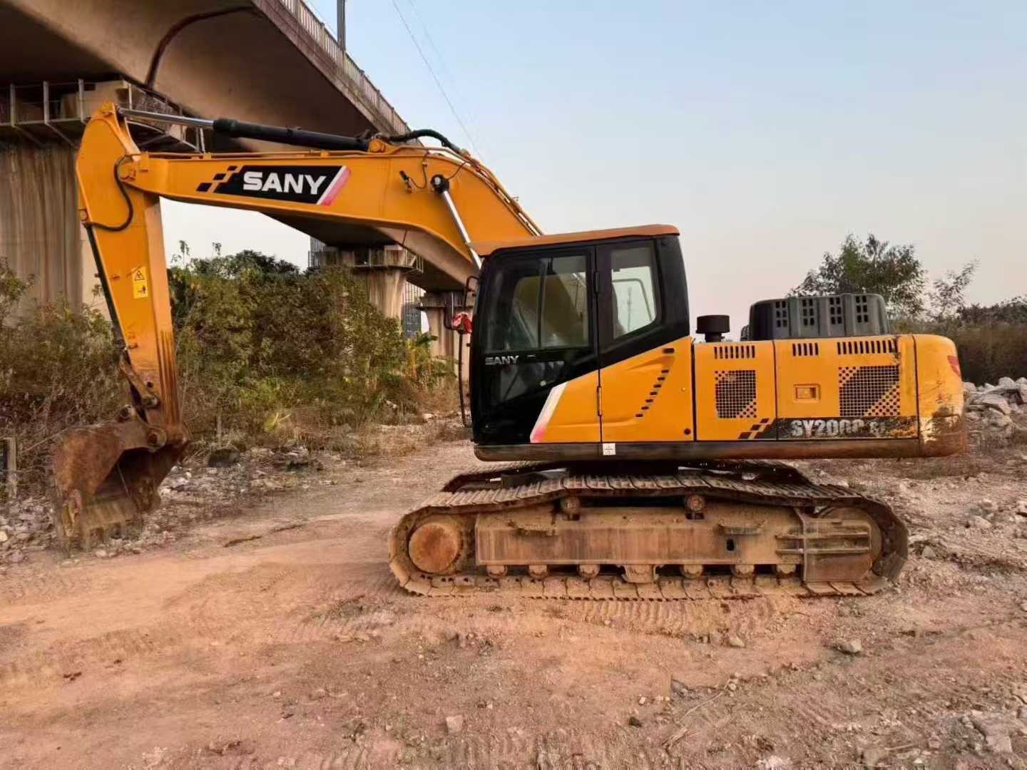 Used Sany SY200H Excavator 2022 Model / 2