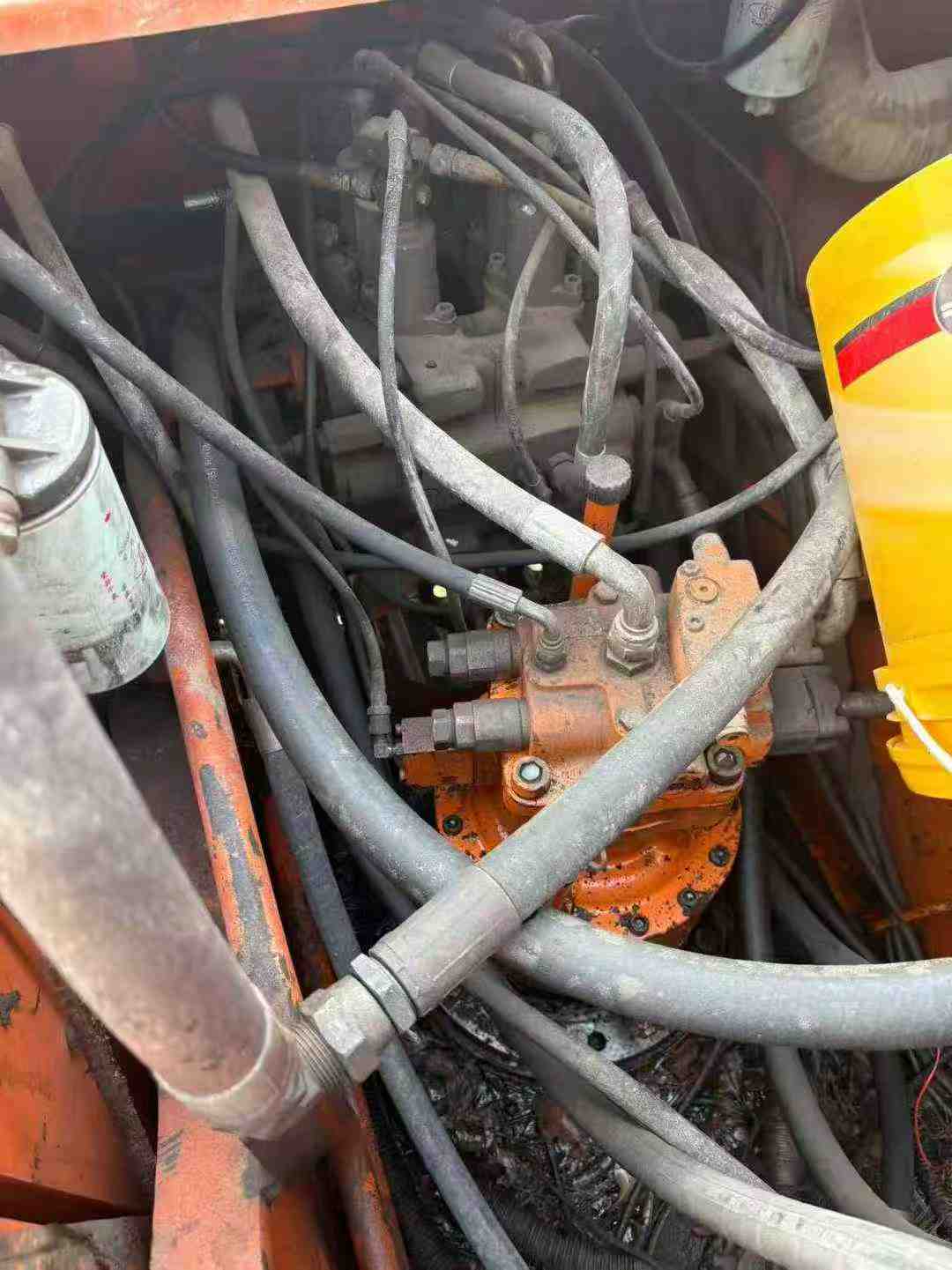 Used Doosan DH220-7 Excavator 2016 Model / 3