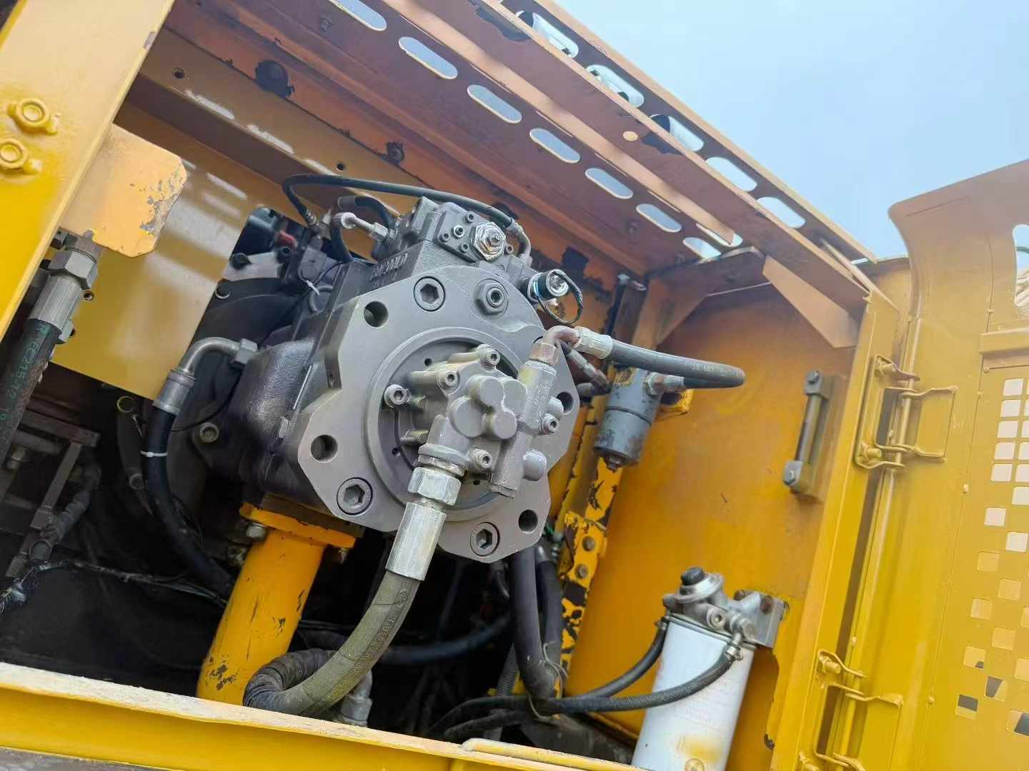 Used Sany SY365H Excavator 2016 Model / 7